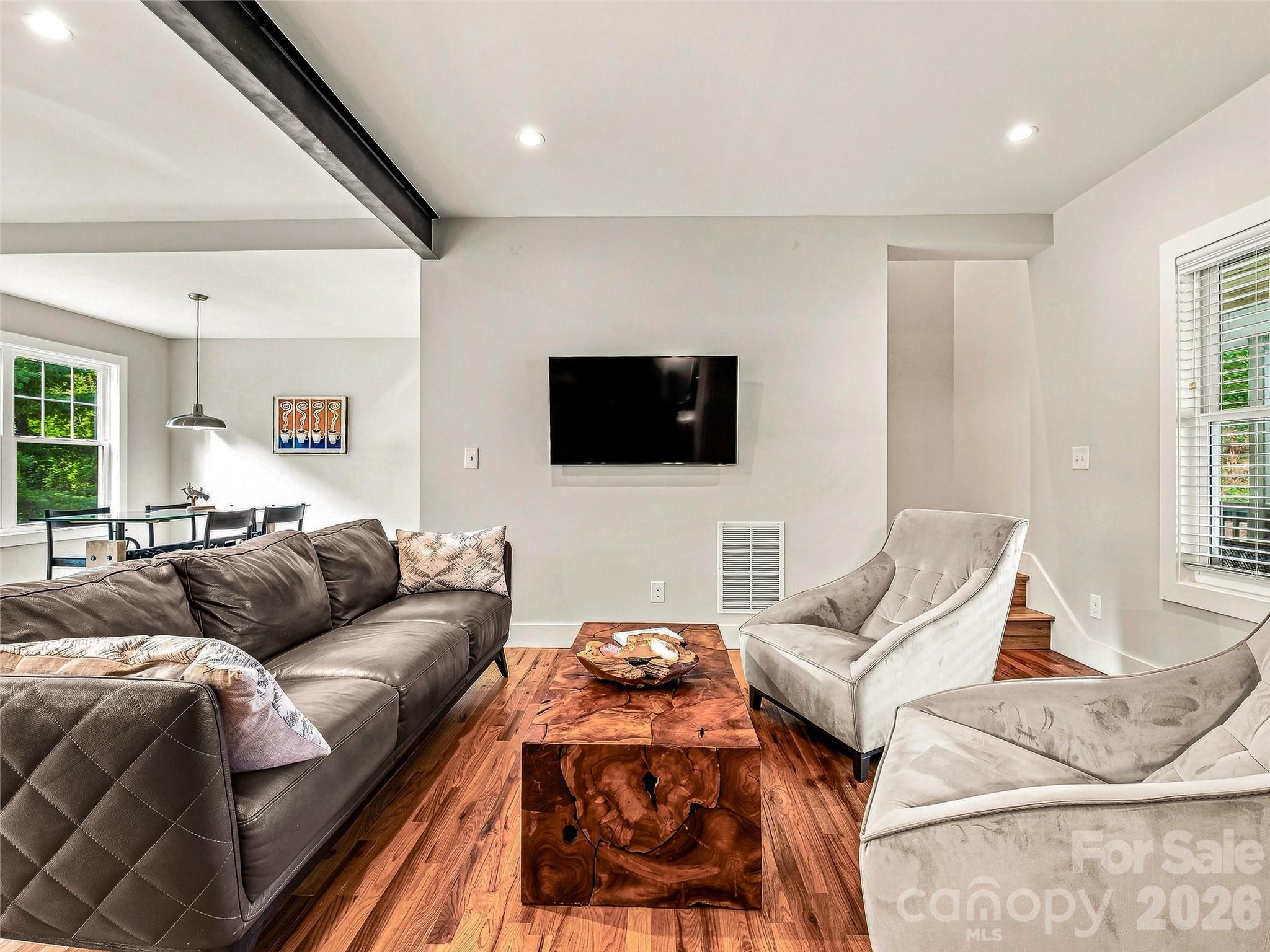 141 Courtland Avenue 2 Property Photo 10