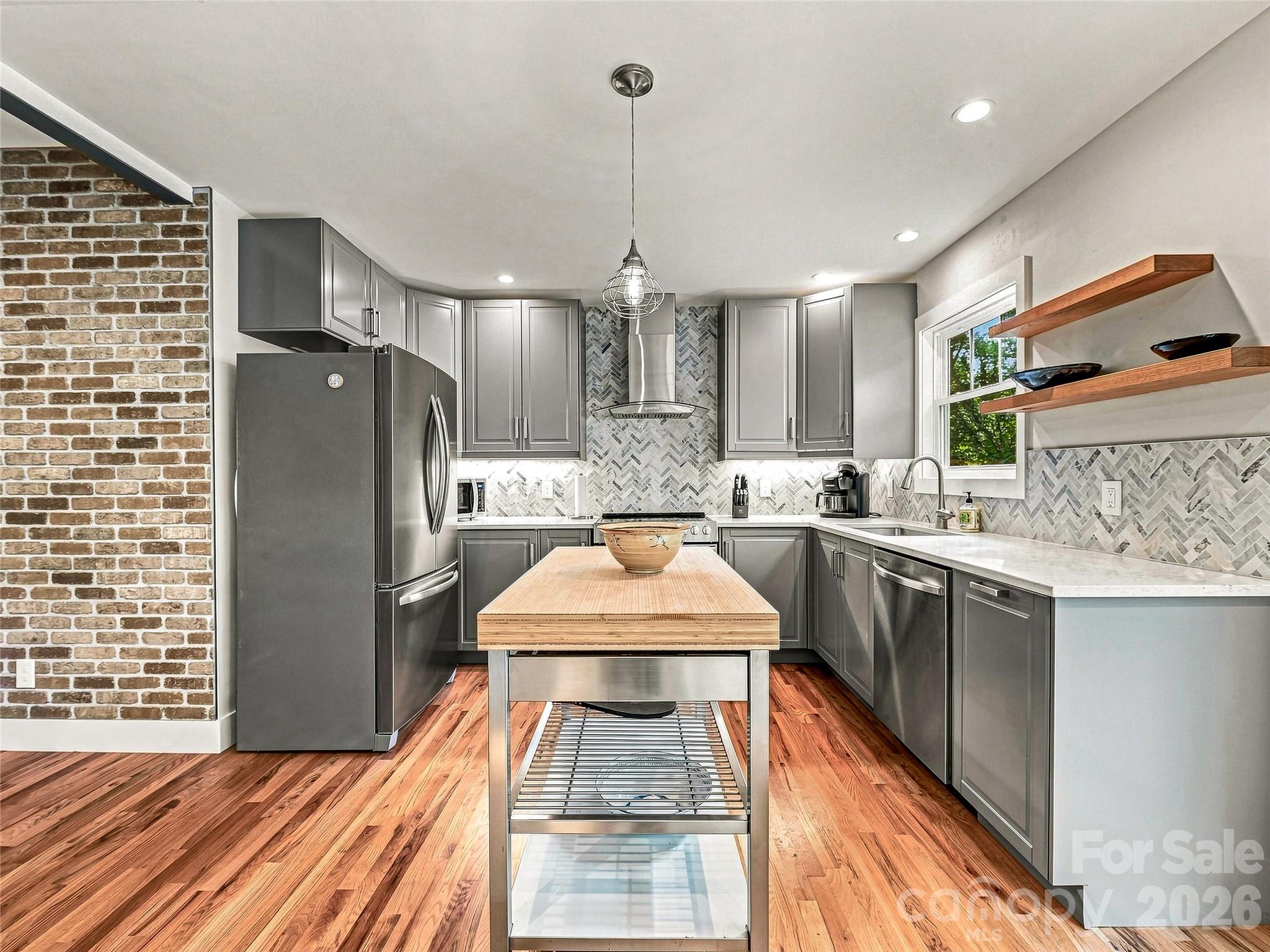 141 Courtland Avenue 2 Property Photo 12
