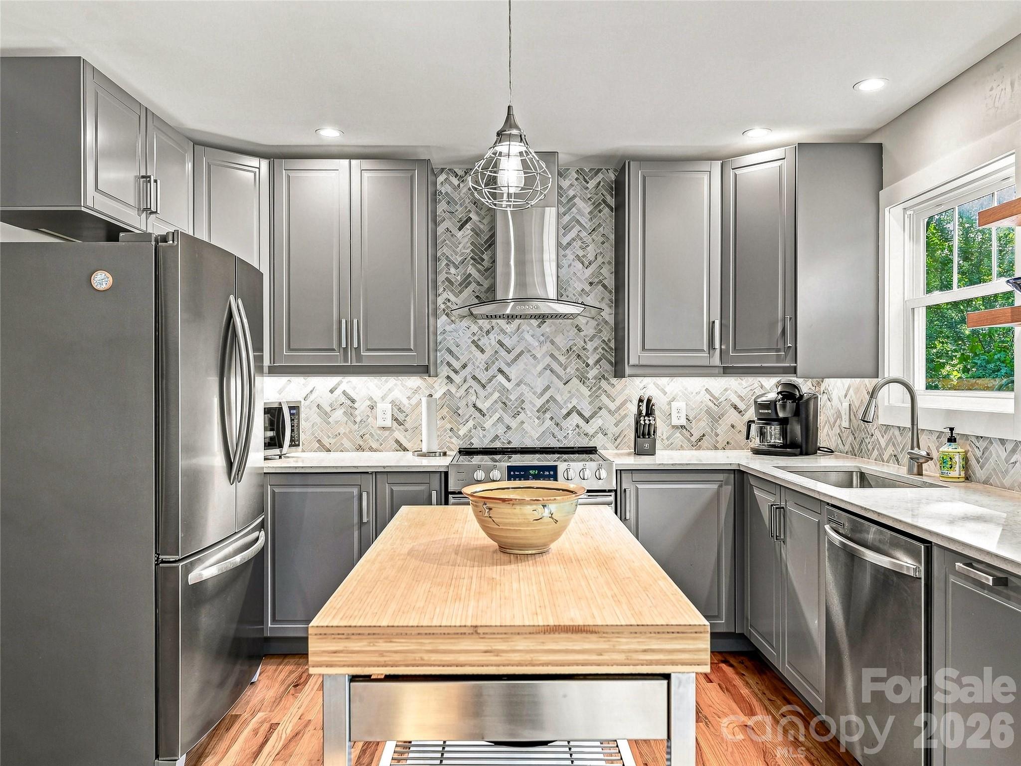 141 Courtland Avenue 2 Property Photo 15