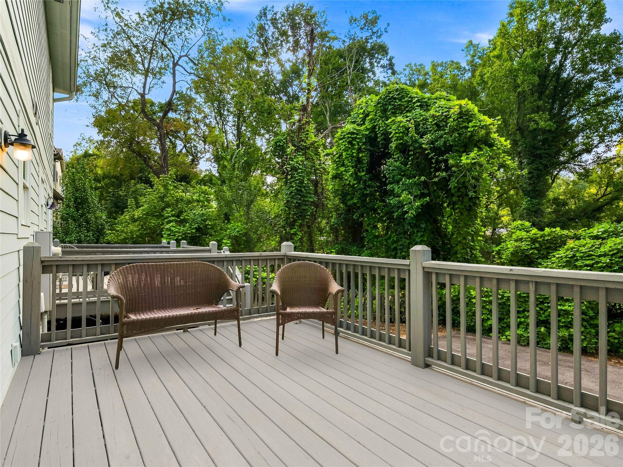 141 Courtland Avenue 2 Property Photo 36