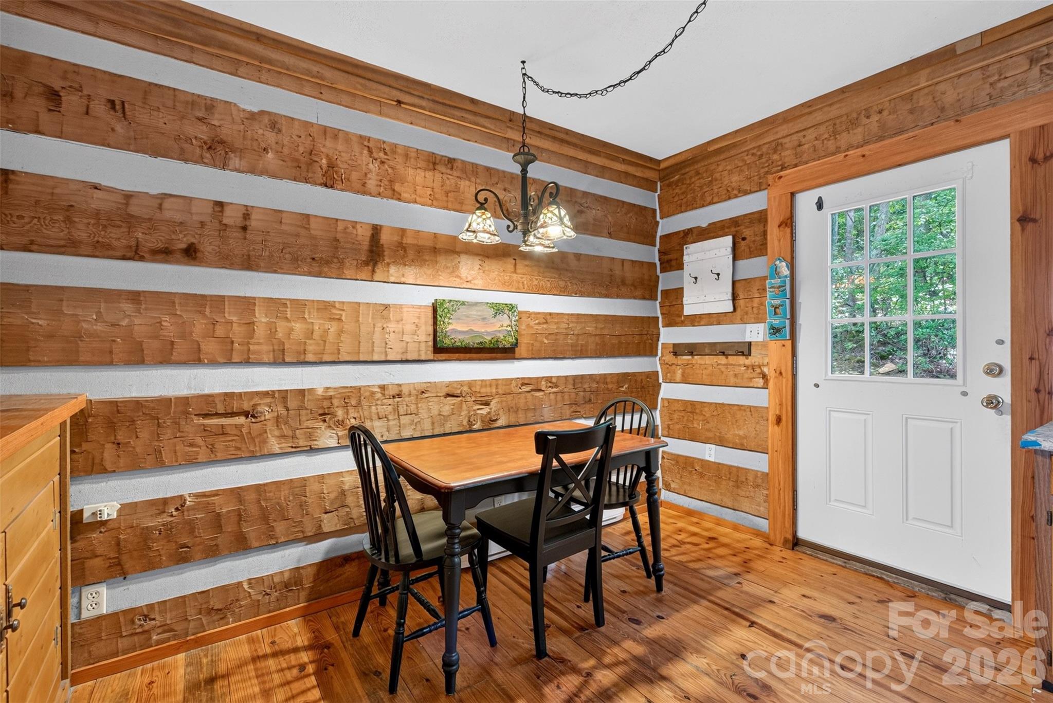 50 Cherokee Lane 3 Property Photo 8