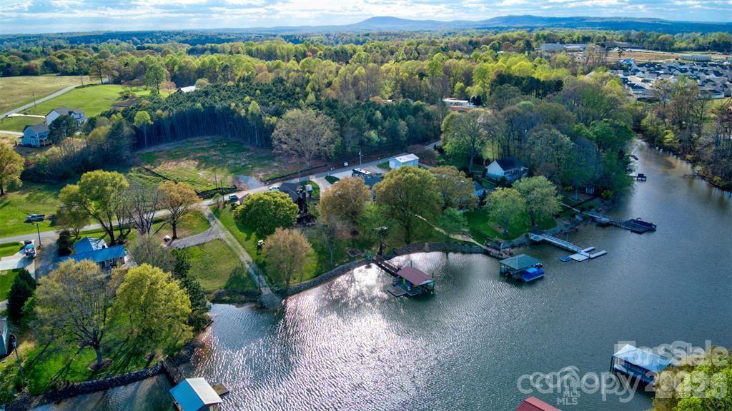 4279 Candlewood Drive Property Photo 1
