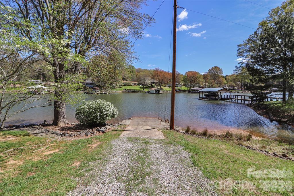 4279 Candlewood Drive Property Photo 10