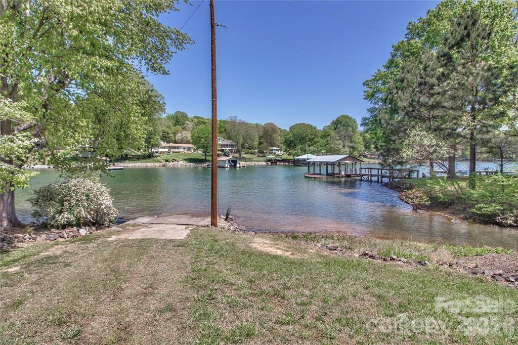 4279 Candlewood Drive Property Photo 17