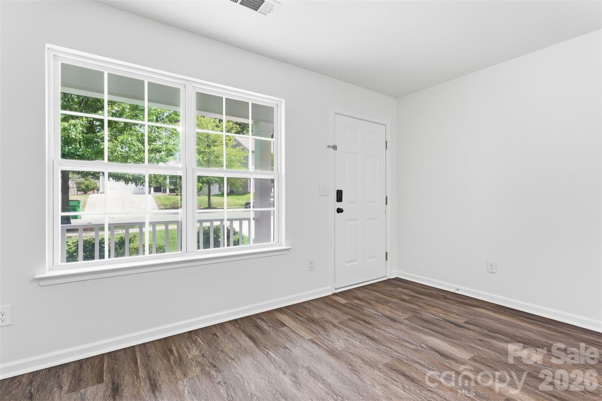 4219 John Dale Lane Property Photo 4