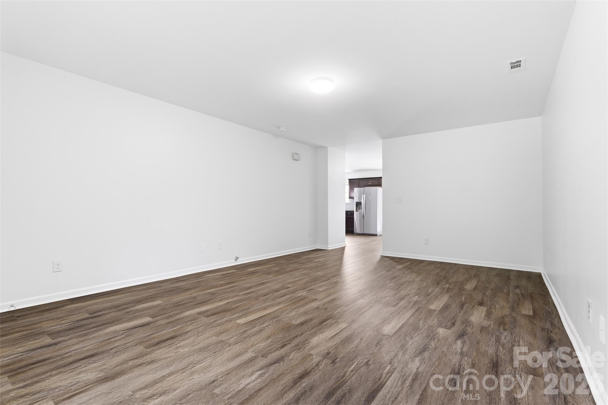 4219 John Dale Lane Property Photo 8