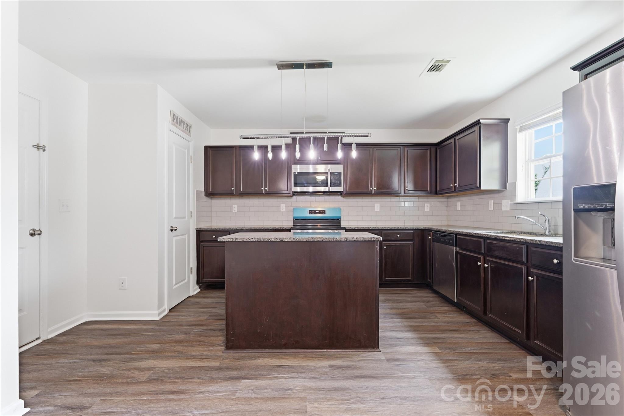4219 John Dale Lane Property Photo 12