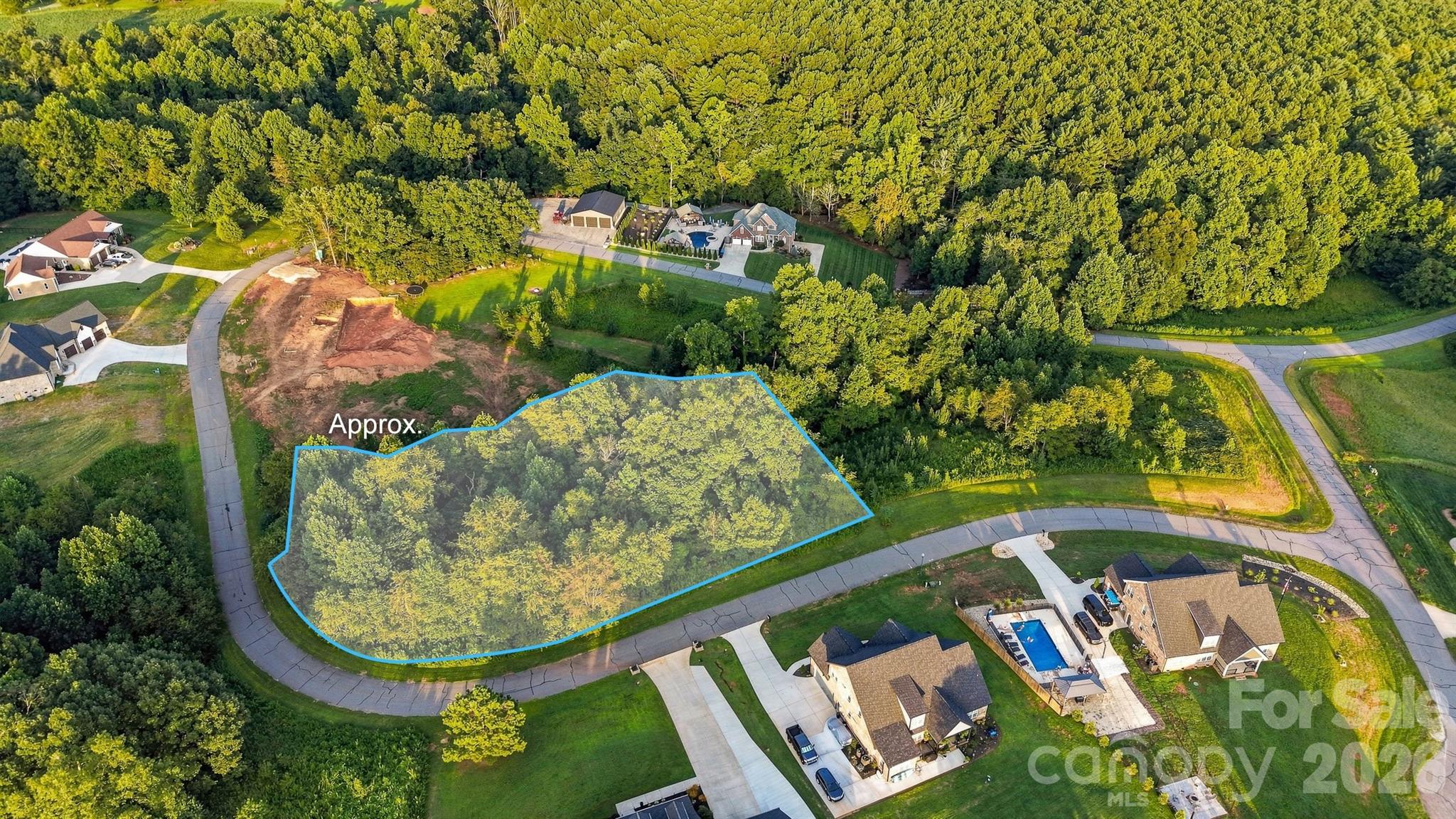 5269 Antler Creek Drive Property Photo 1