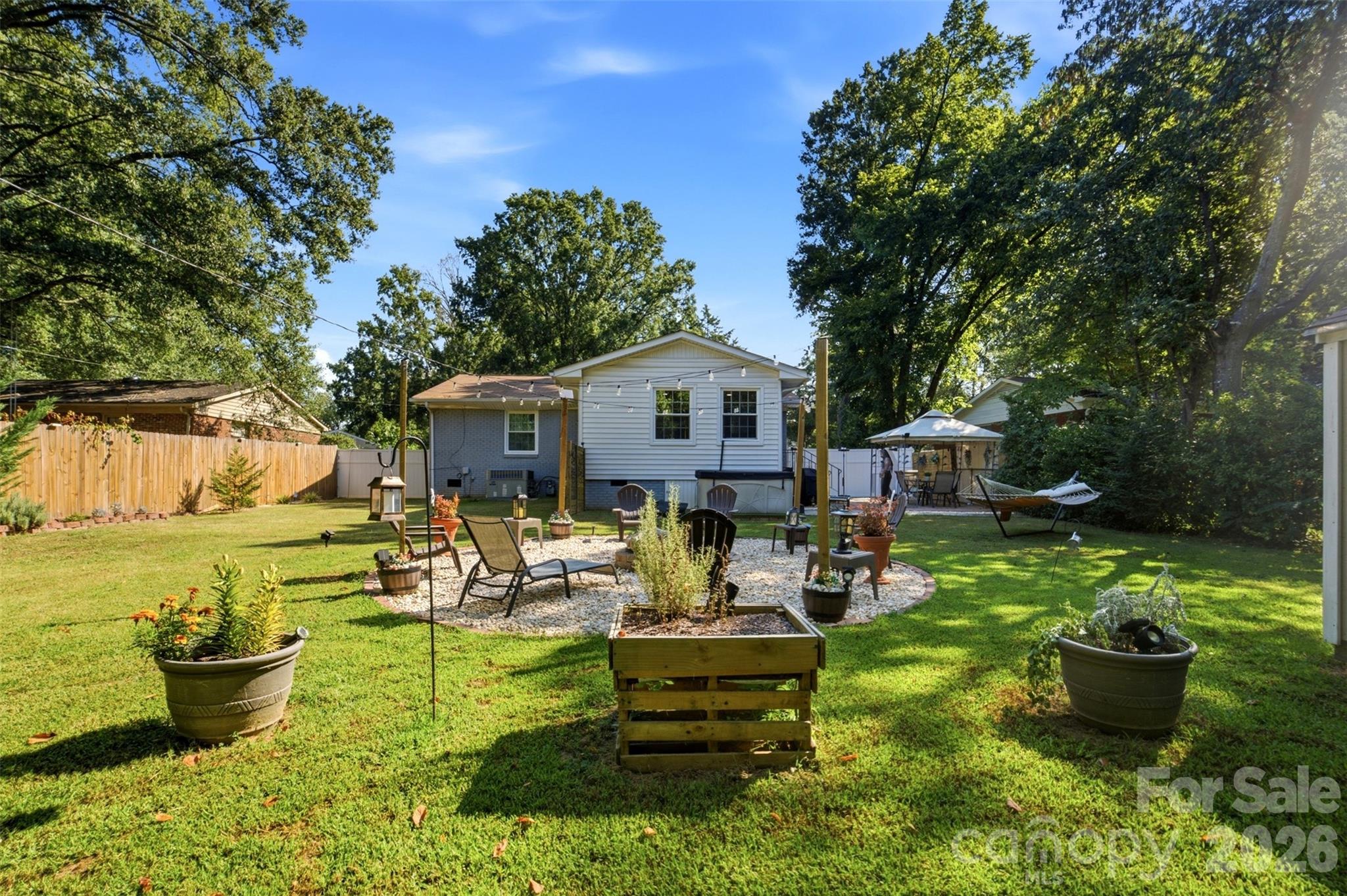 19213 Carter Circle Property Photo 20