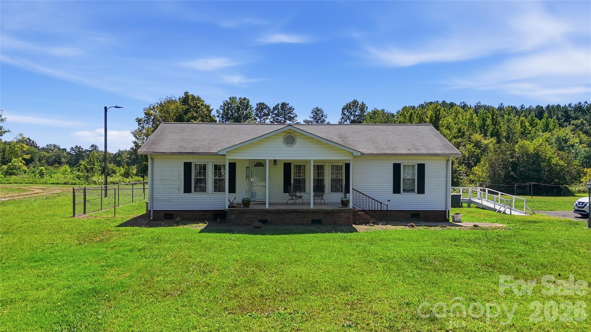 2185 E Ridge Road Property Photo 1