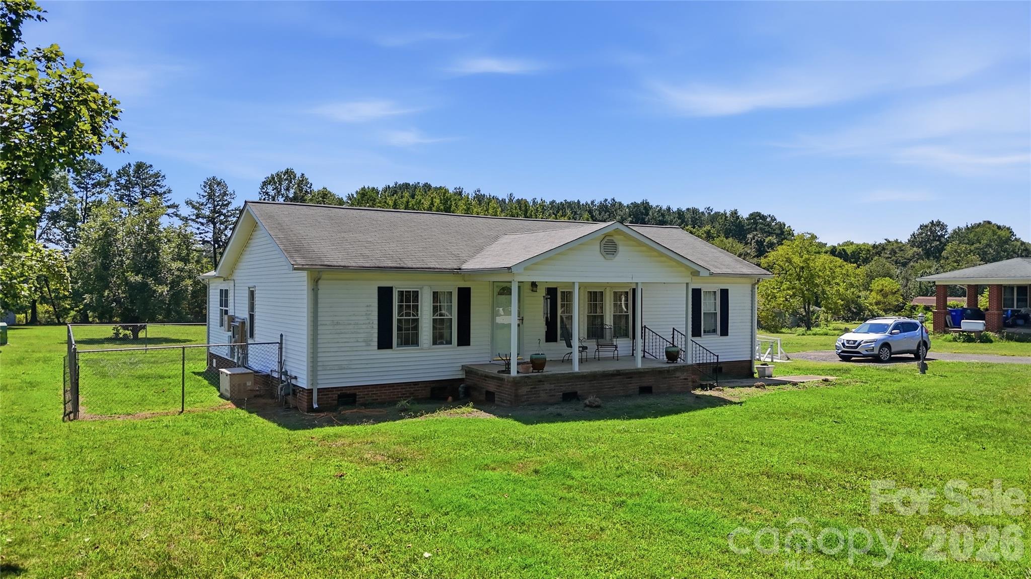 2185 E Ridge Road Property Photo 1