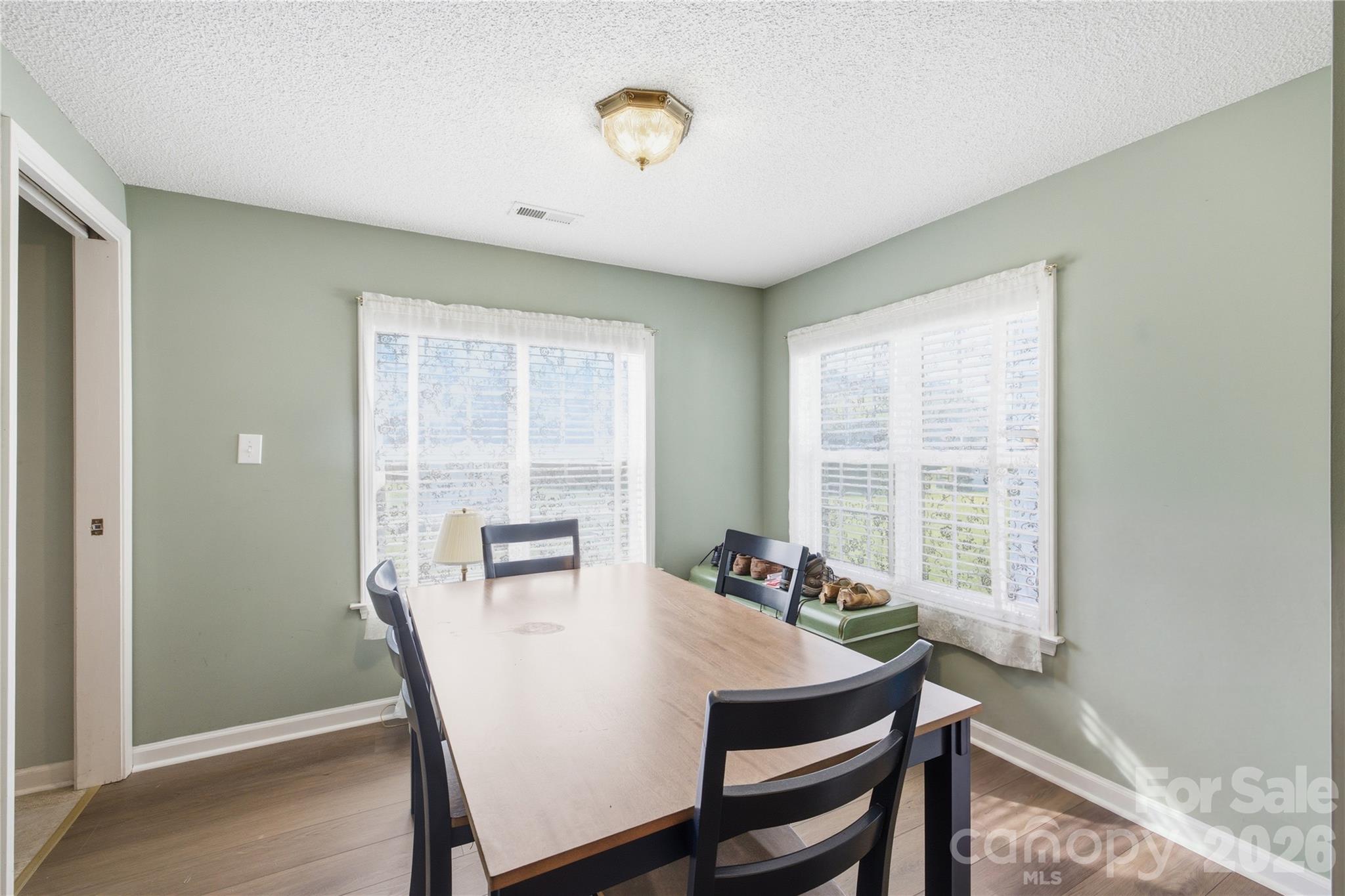 2185 E Ridge Road Property Photo 10