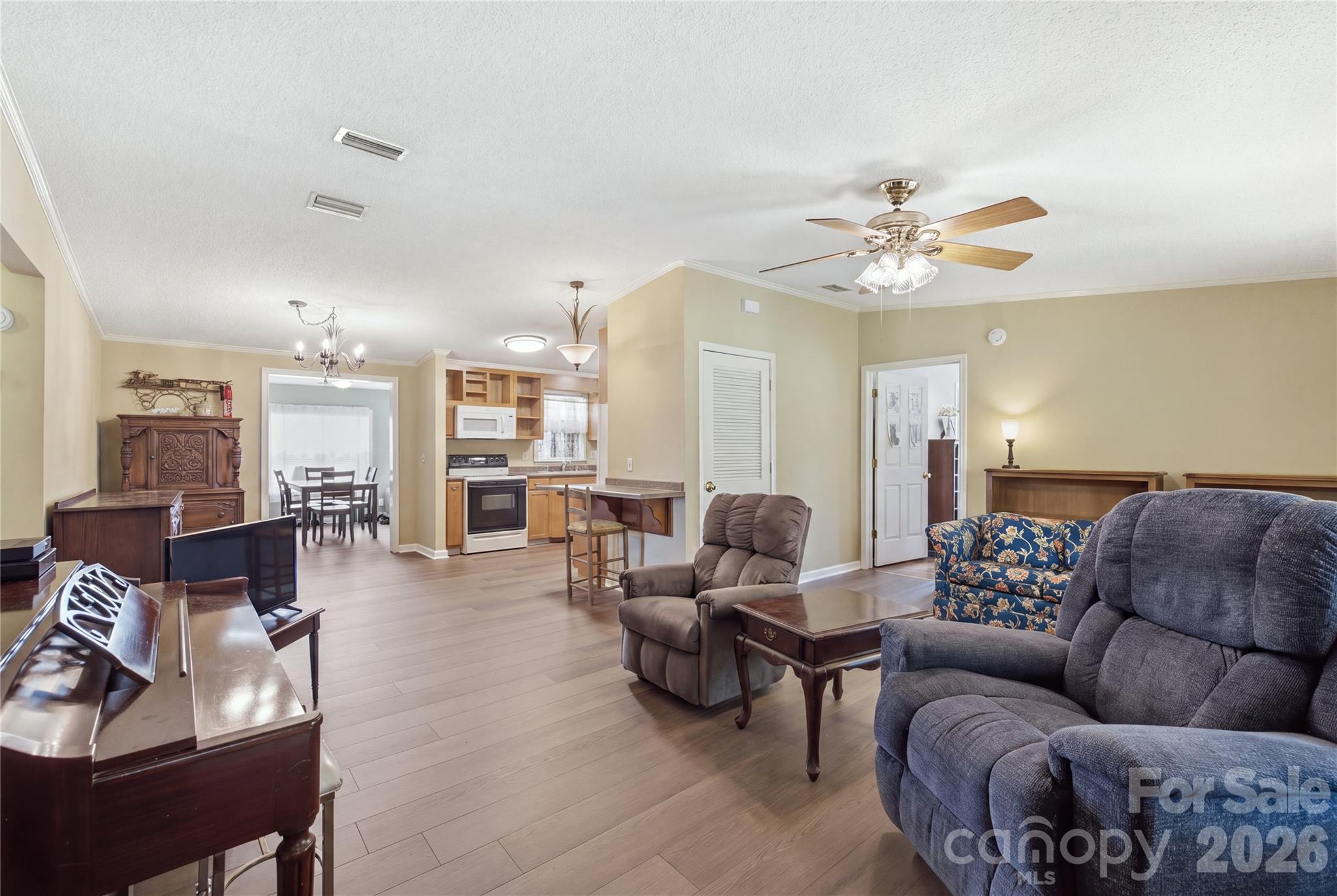 2185 E Ridge Road Property Photo 20