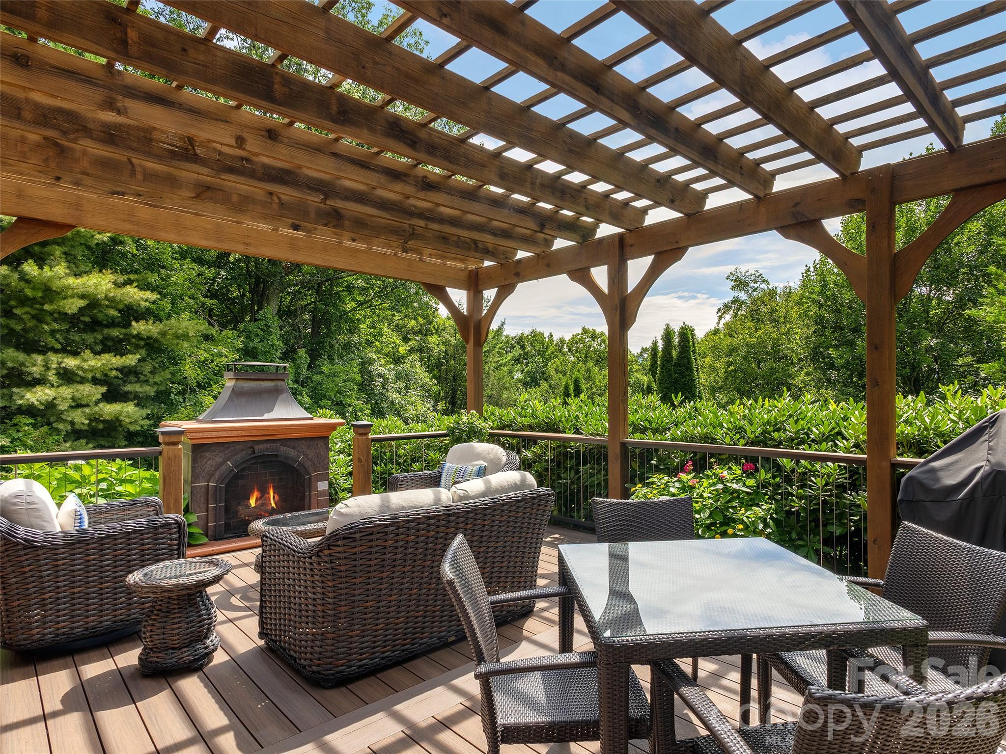474 Scenic Circle Property Photo 2