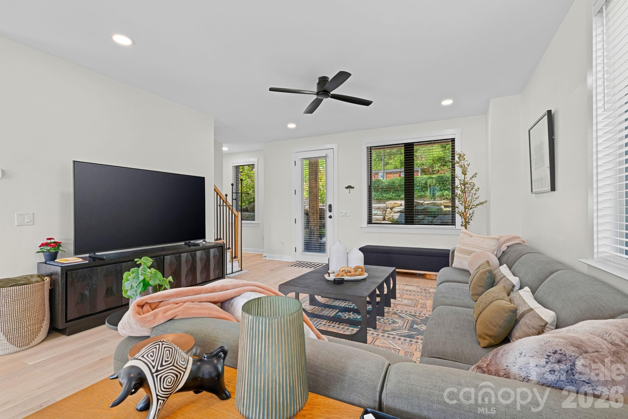 254 Keener Street Property Photo 7