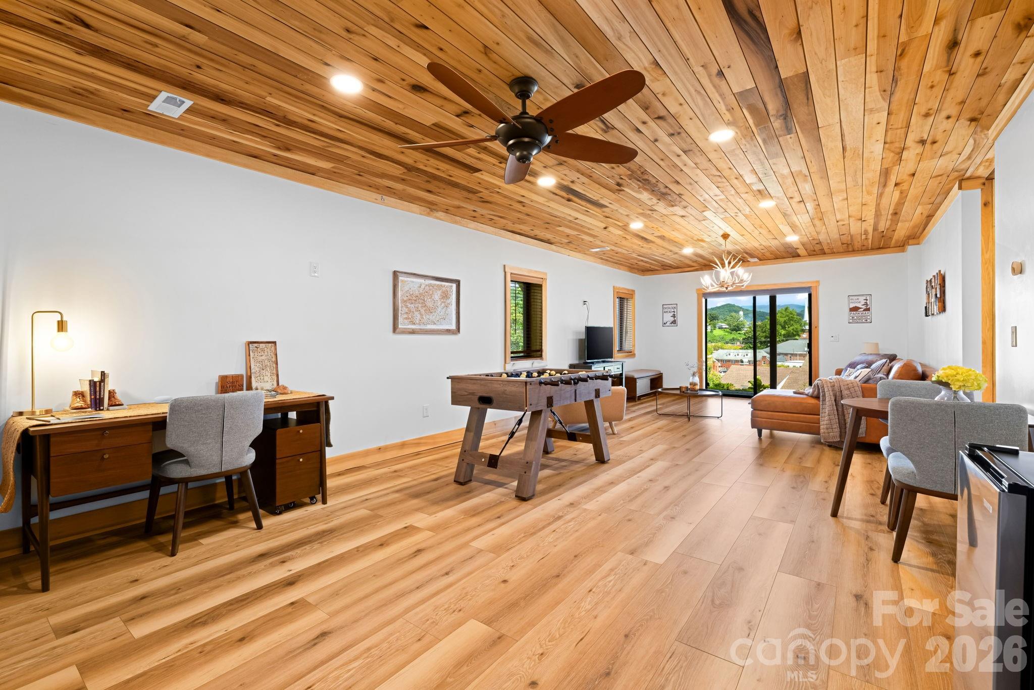 254 Keener Street Property Photo 32