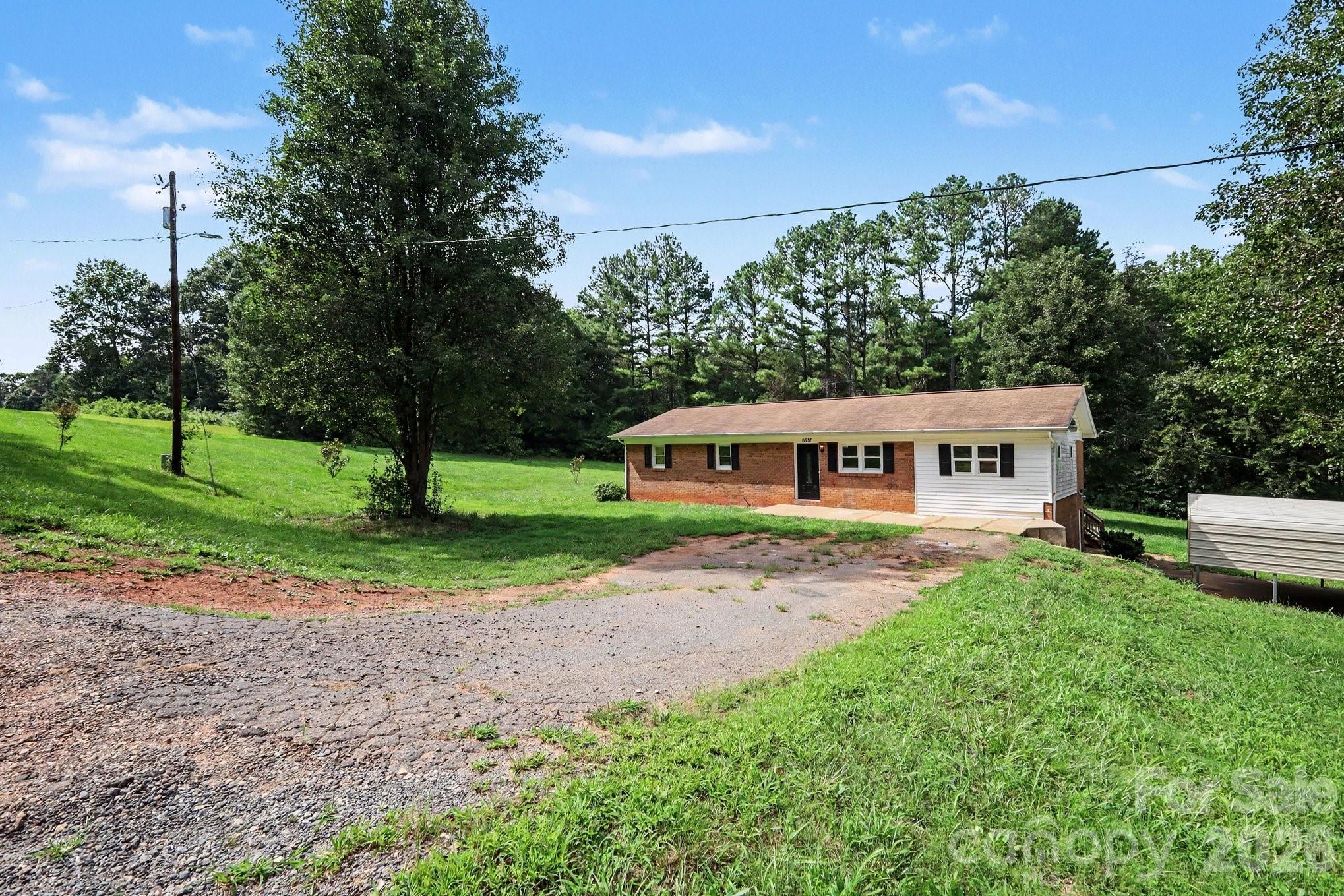 6338 Fairlane Street Property Photo 18