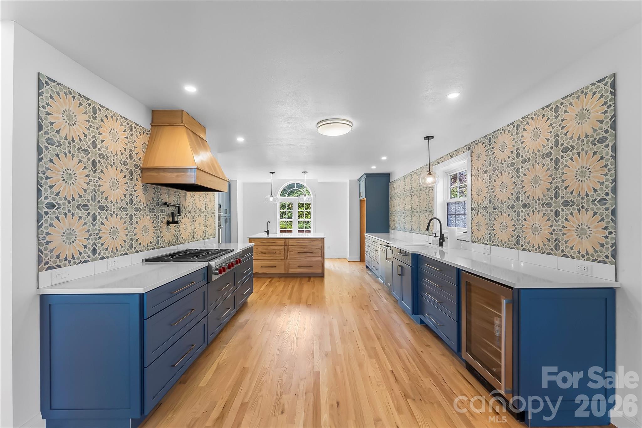 501 Lake Club Drive Property Photo 16