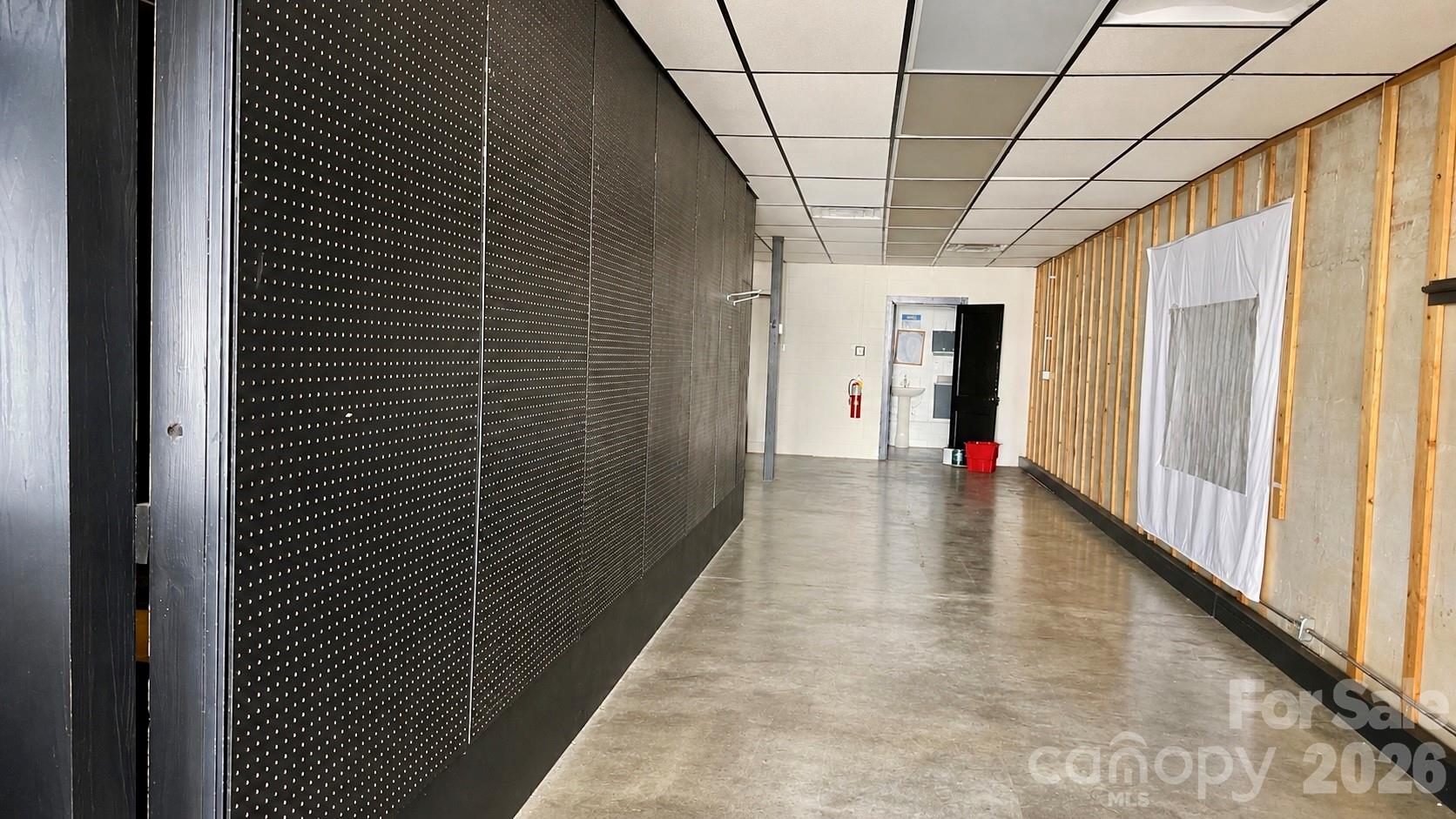 62 S Logan Street Property Photo 4