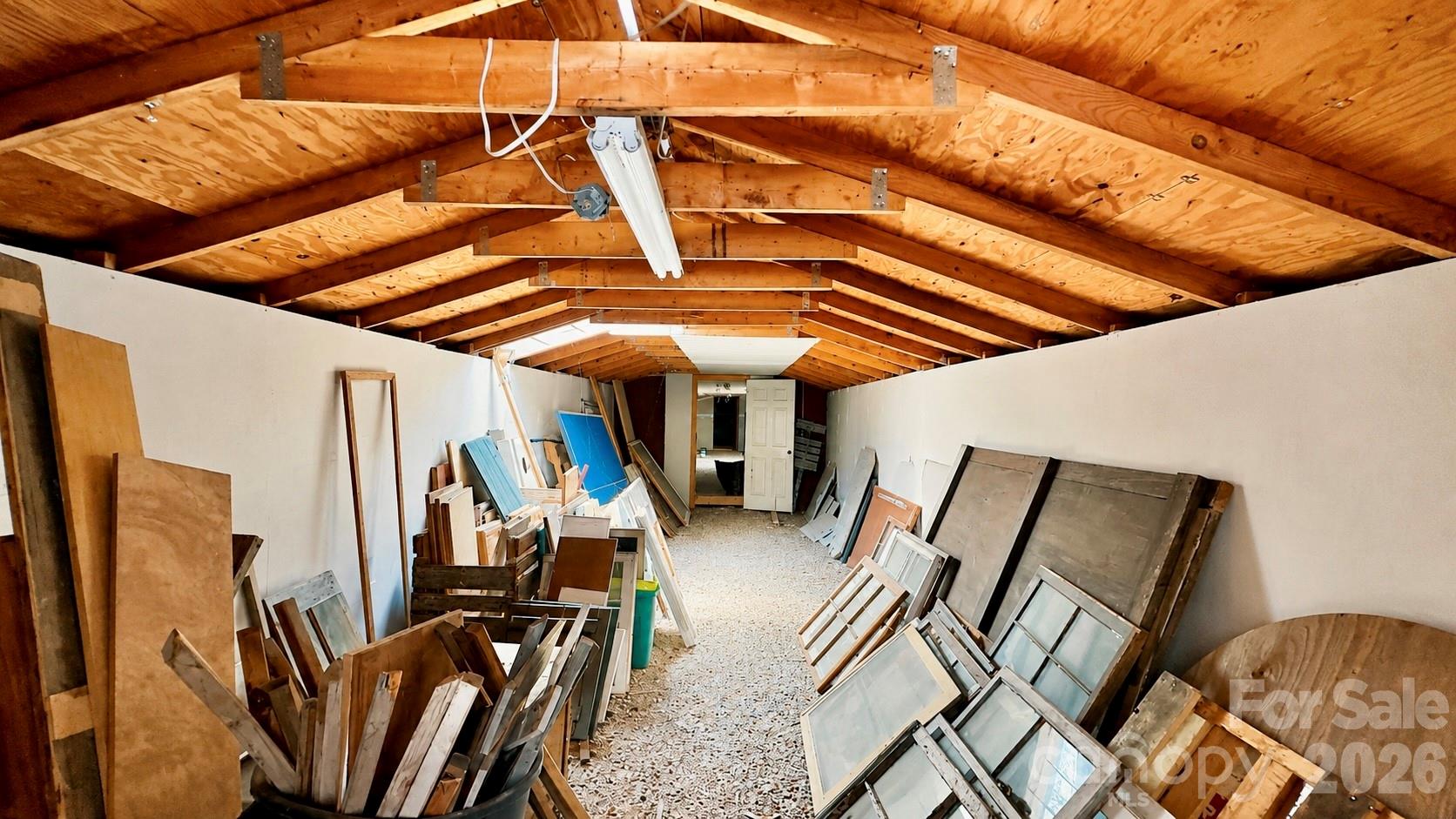 62 S Logan Street Property Photo 10