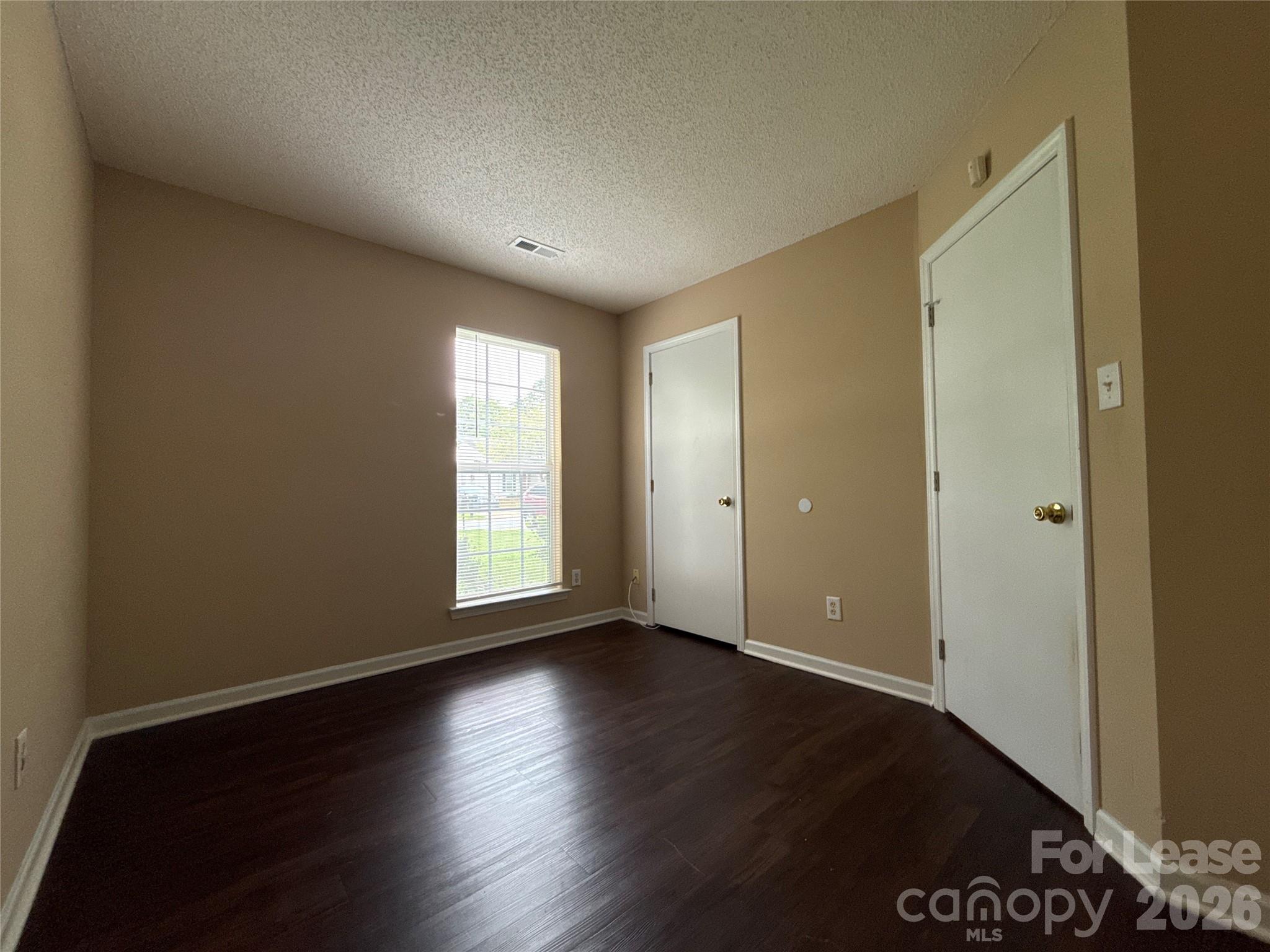 7037 Breeders Cup Circle Property Photo 11