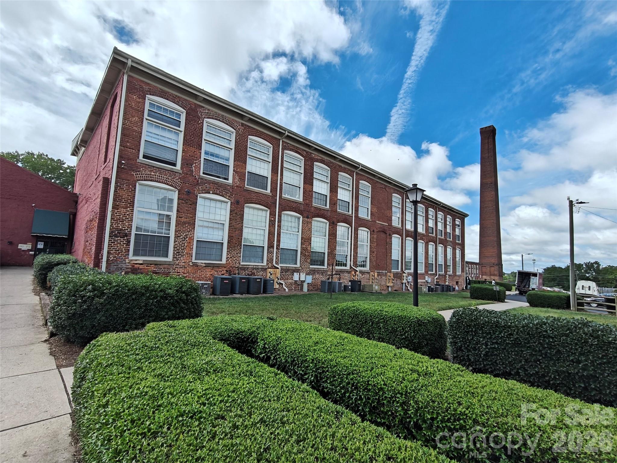 1 Buffalo Avenue 85 Property Photo 4