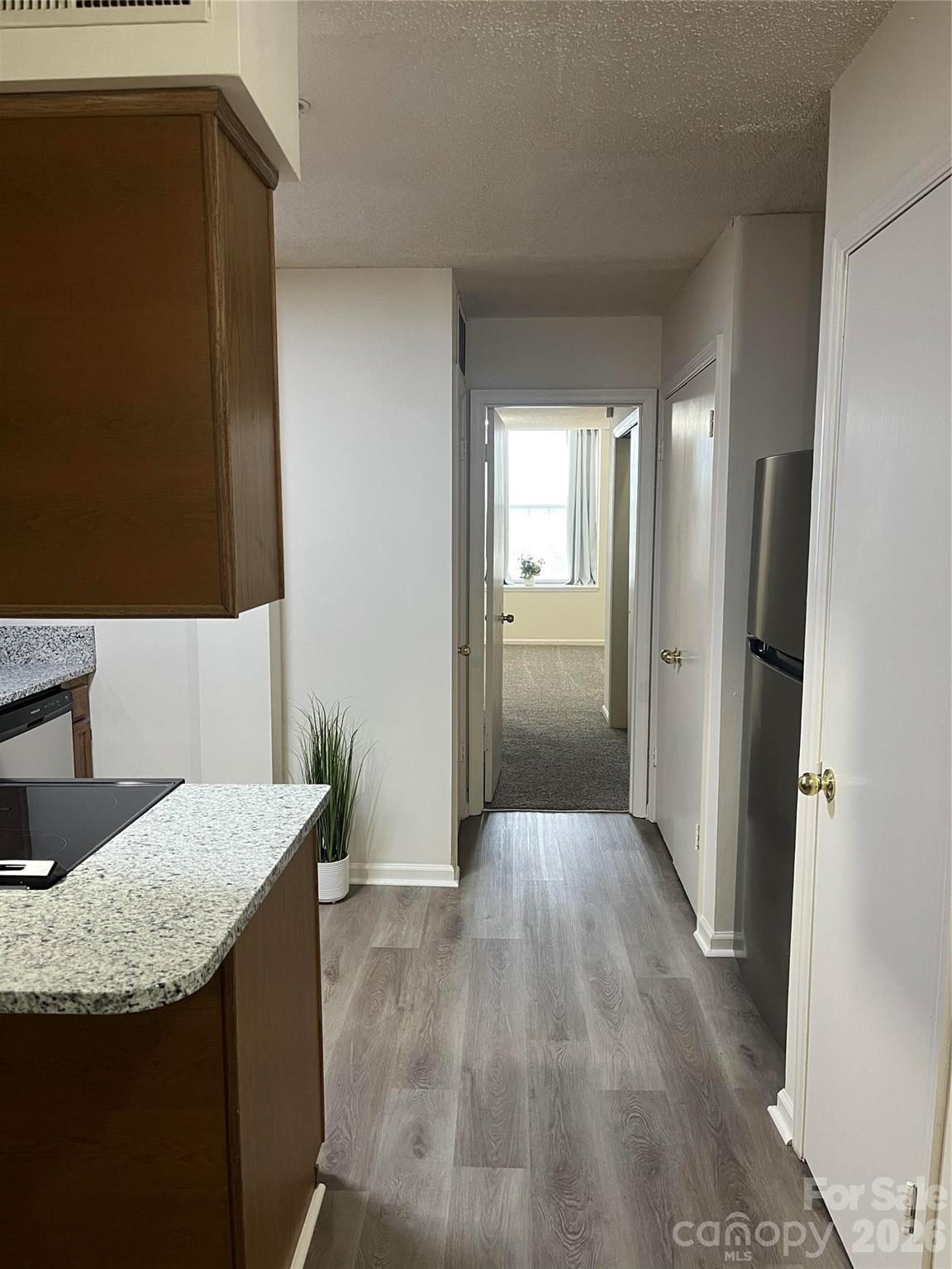 1 Buffalo Avenue 85 Property Photo 10