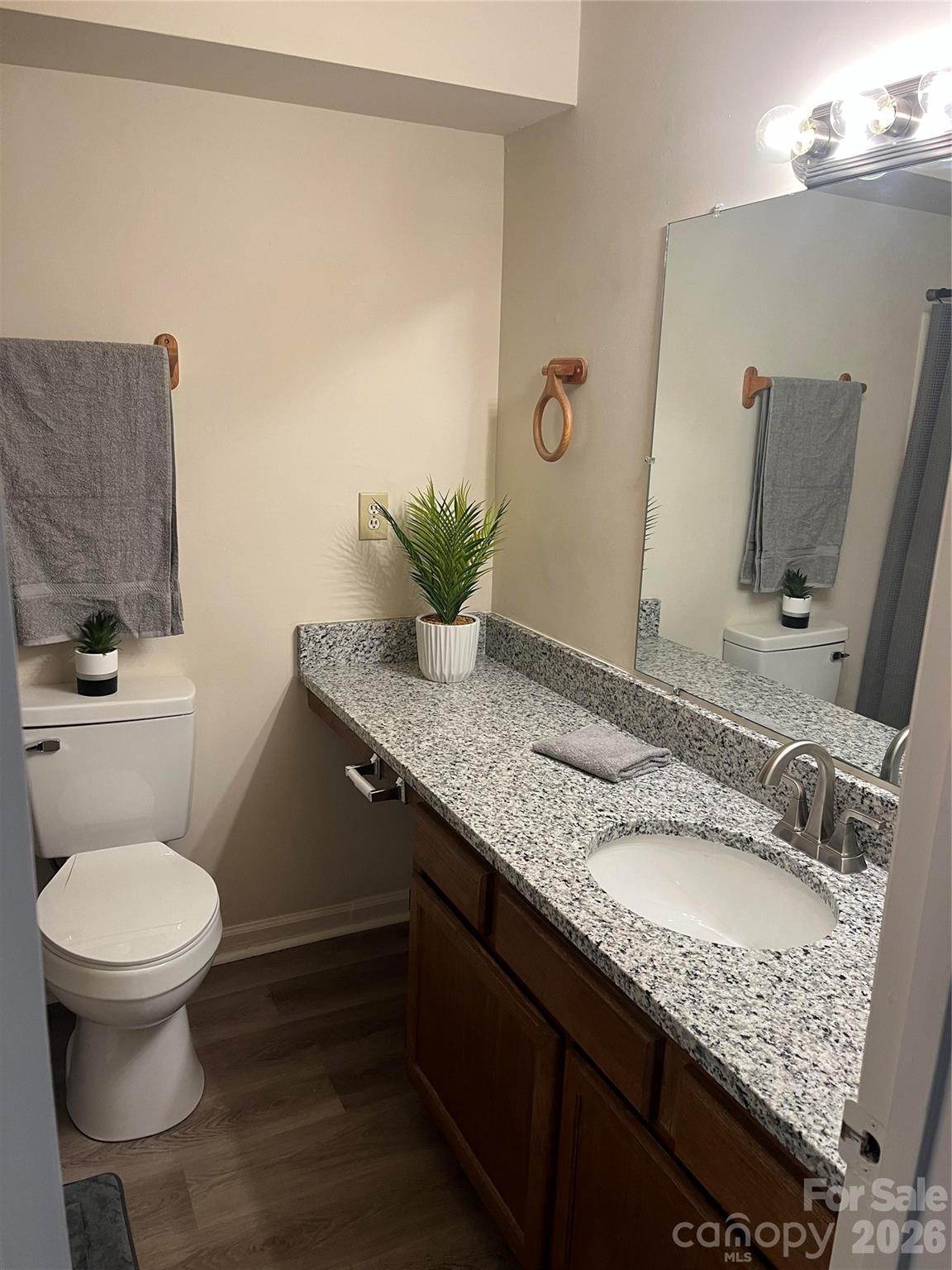 1 Buffalo Avenue 85 Property Photo 15