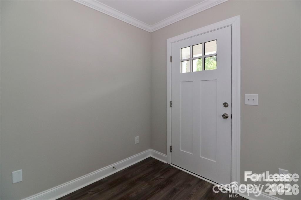 3967 Newhall Drive Property Photo 4