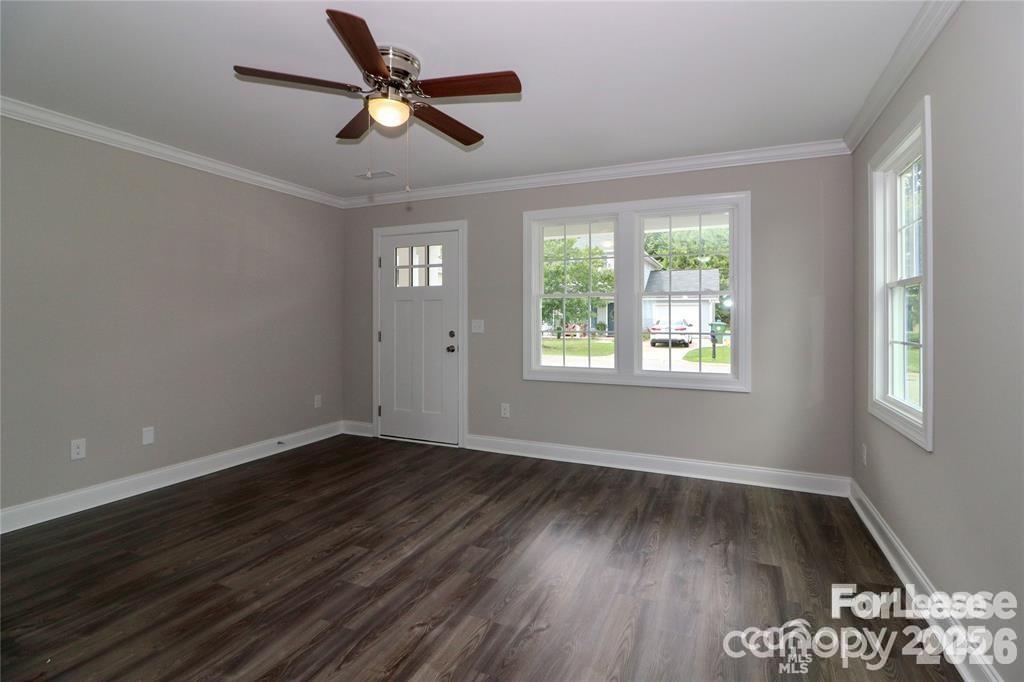 3967 Newhall Drive Property Photo 6