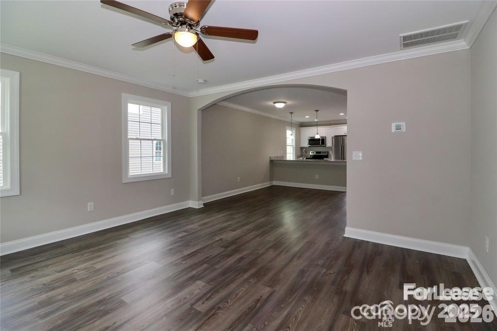 3967 Newhall Drive Property Photo 8