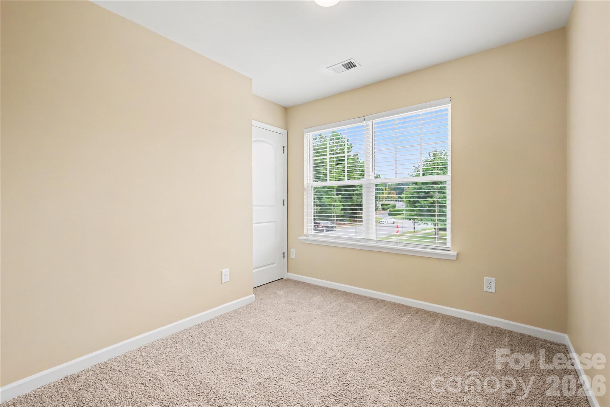 4418574 Property Photo 21