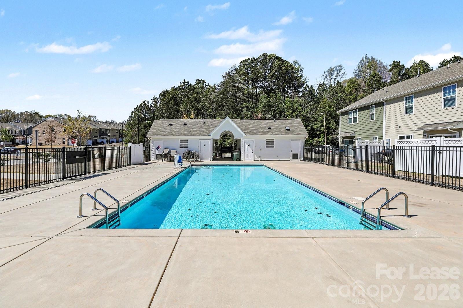 4418574 Property Photo 27