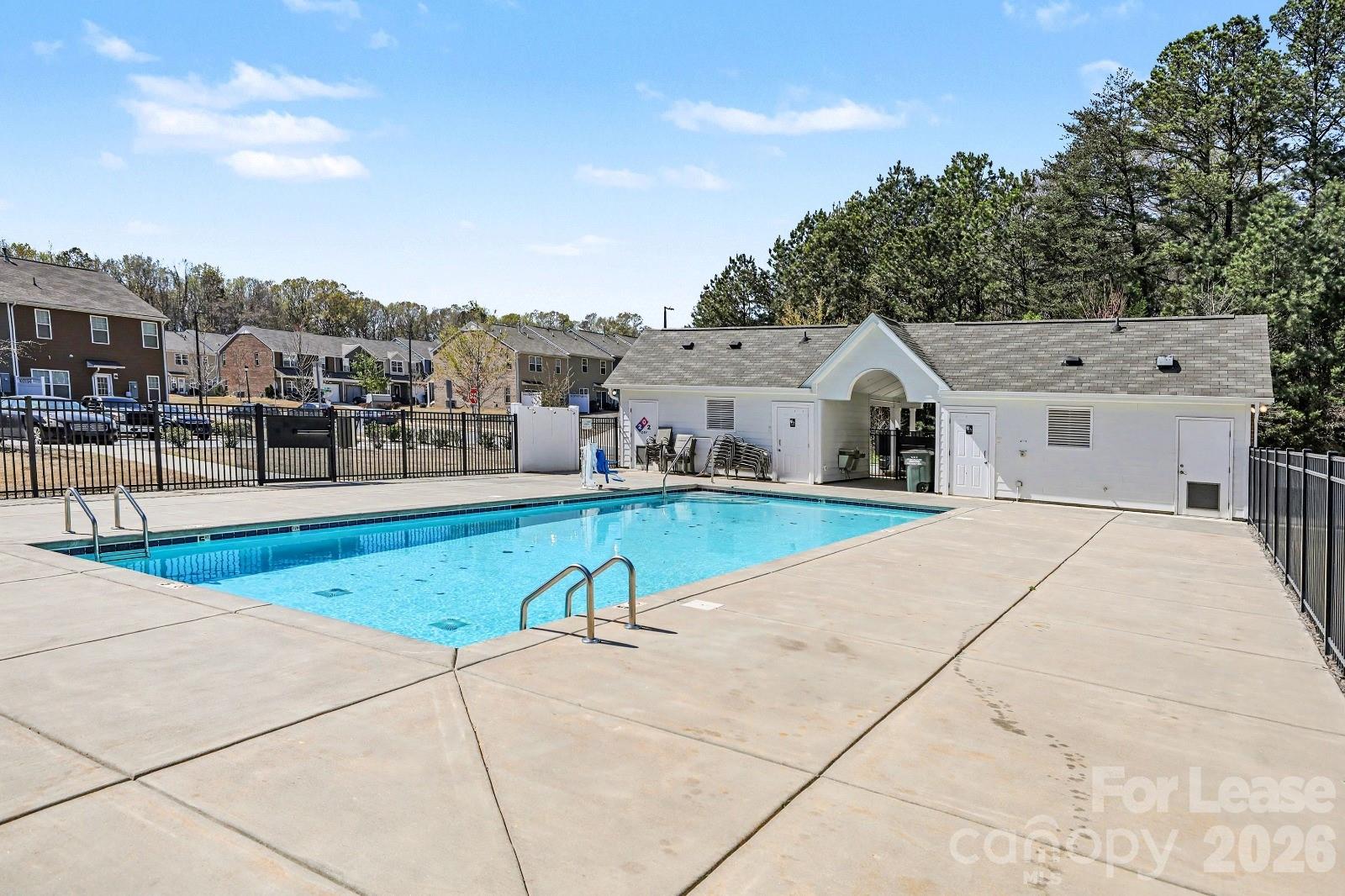 4418574 Property Photo 28