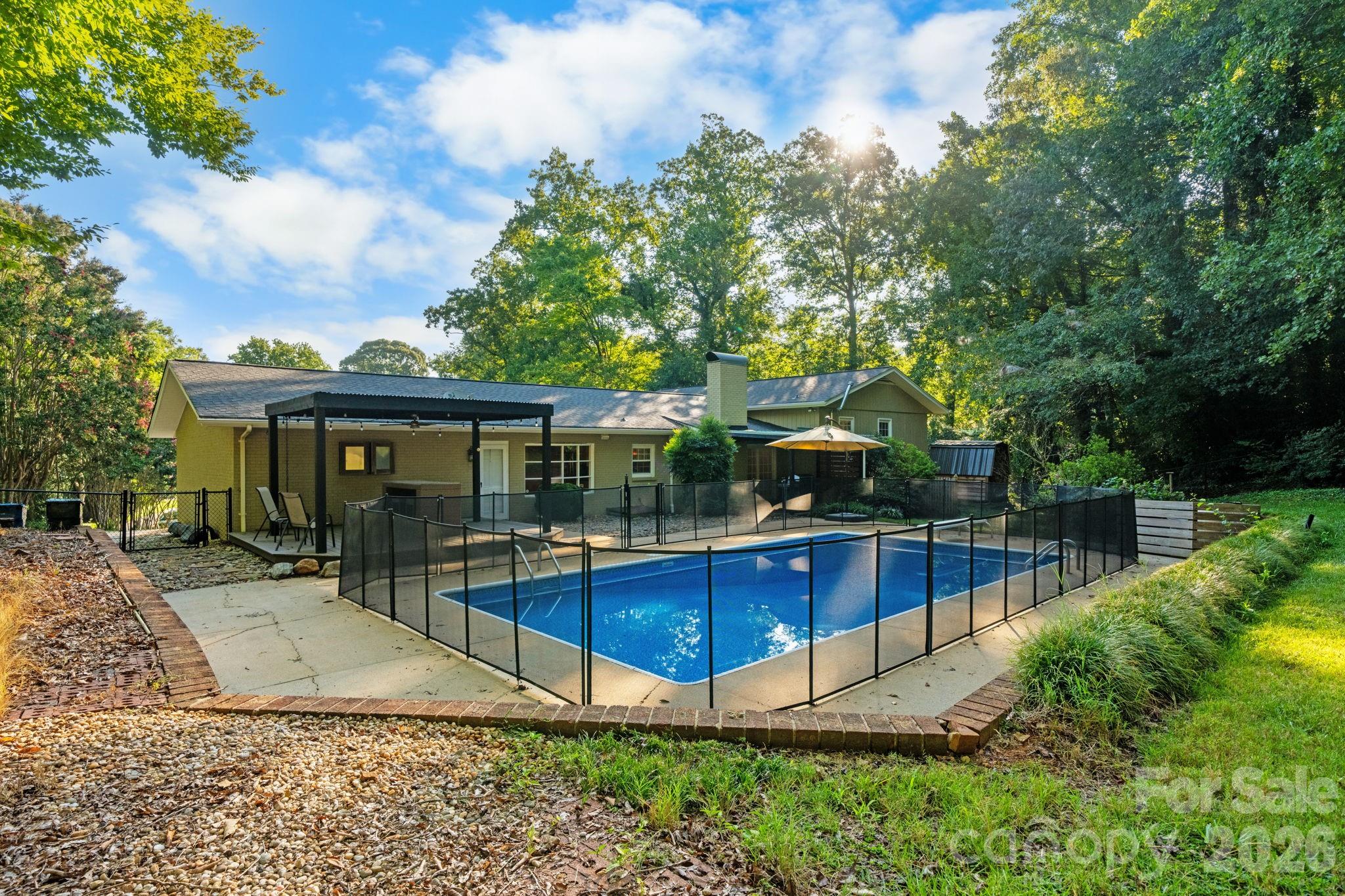 2015 12th Street Drive Property Photo 3