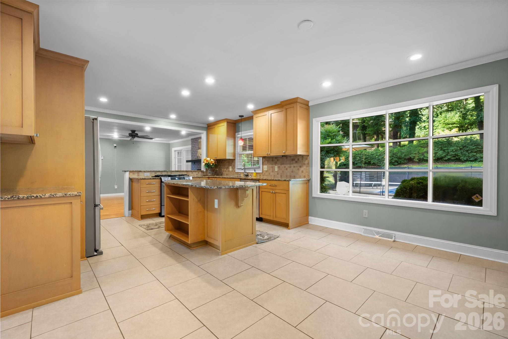 2015 12th Street Drive Property Photo 17