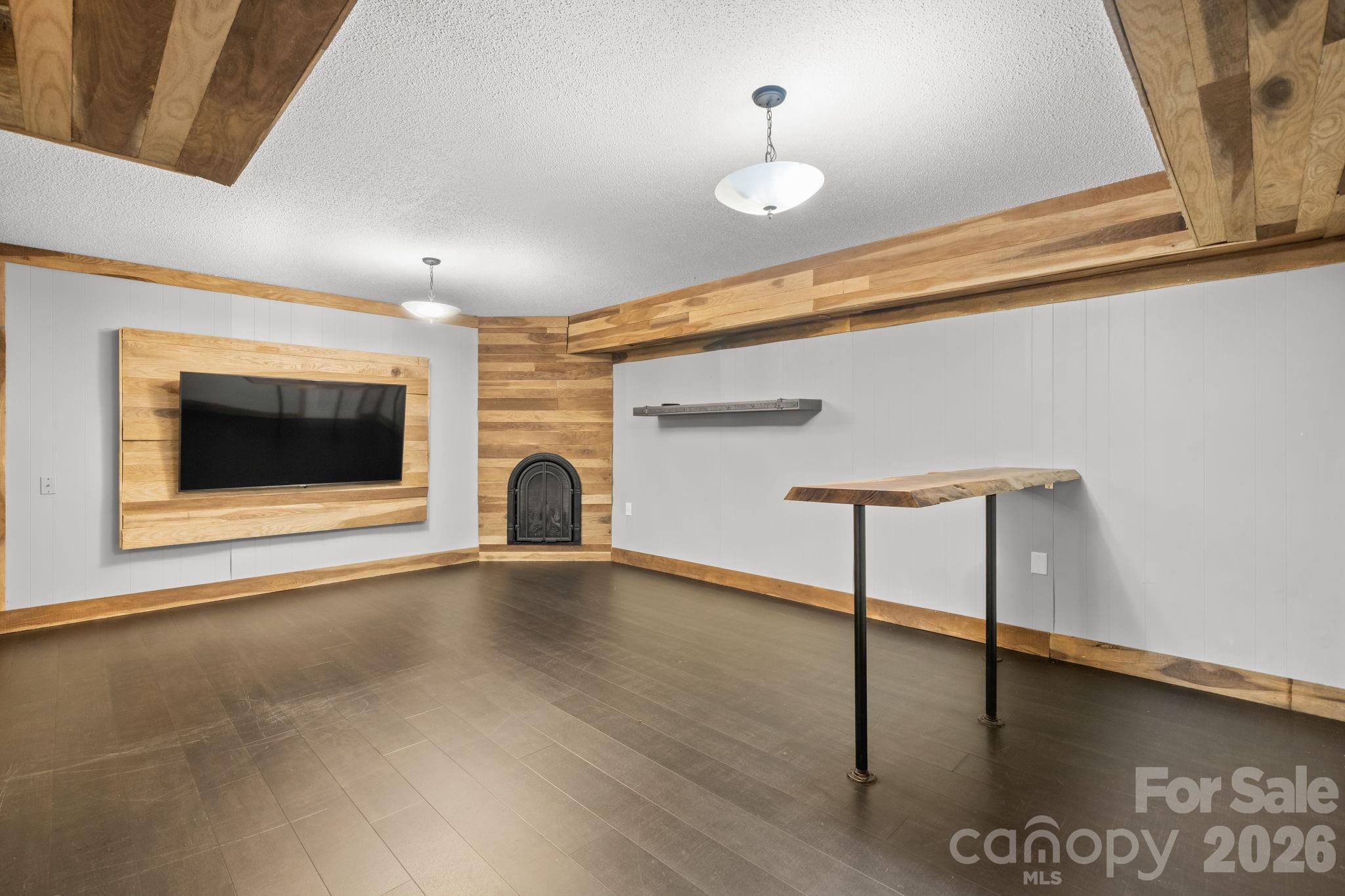 2015 12th Street Drive Property Photo 34