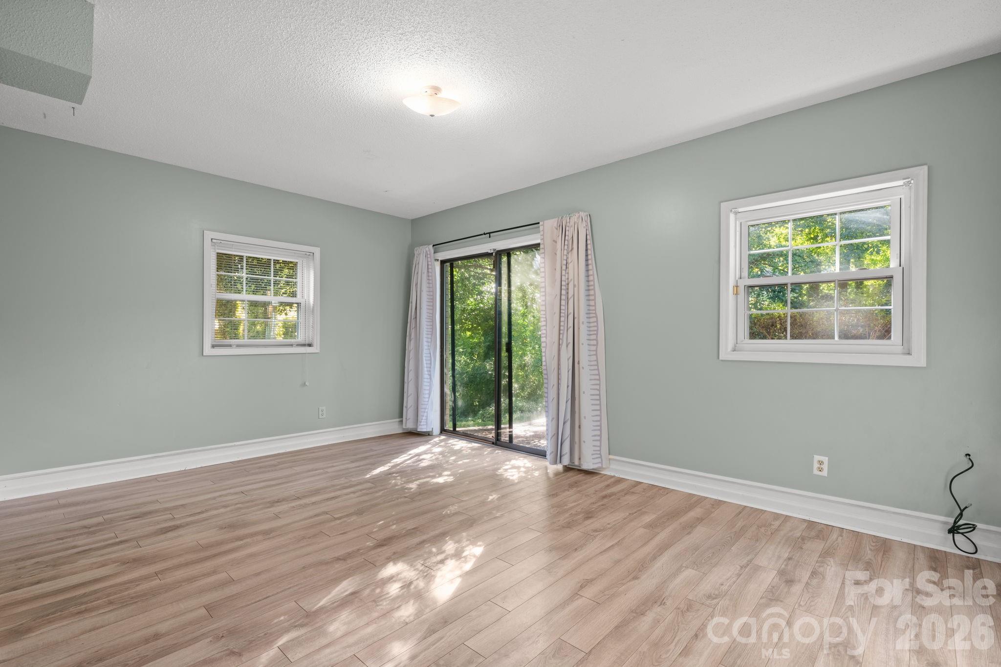 2015 12th Street Drive Property Photo 36