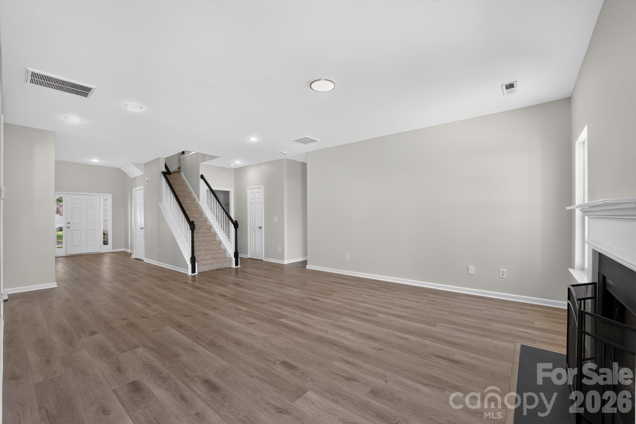 3006 Royal Troon Drive Property Photo 7