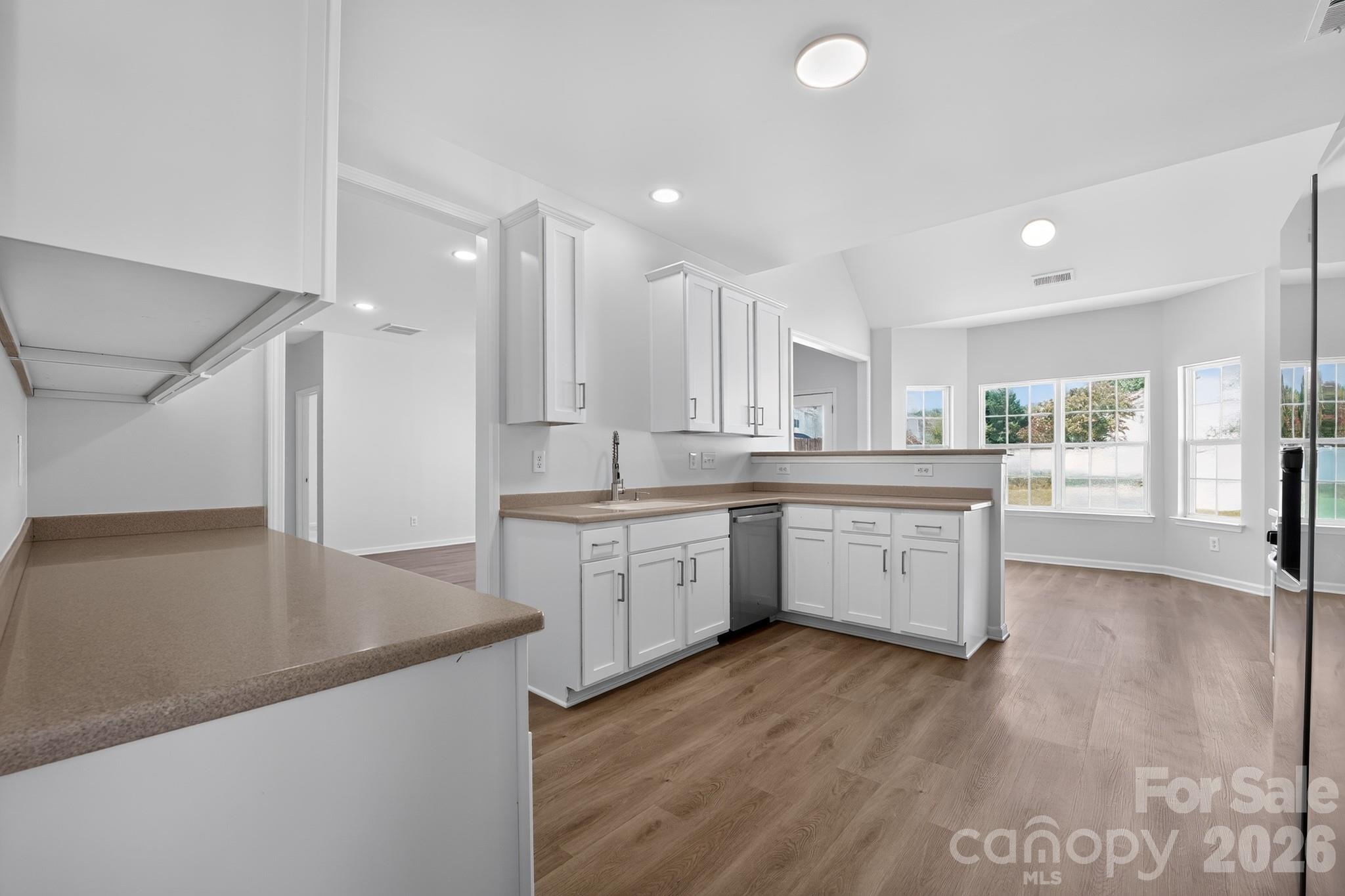 3006 Royal Troon Drive Property Photo 10