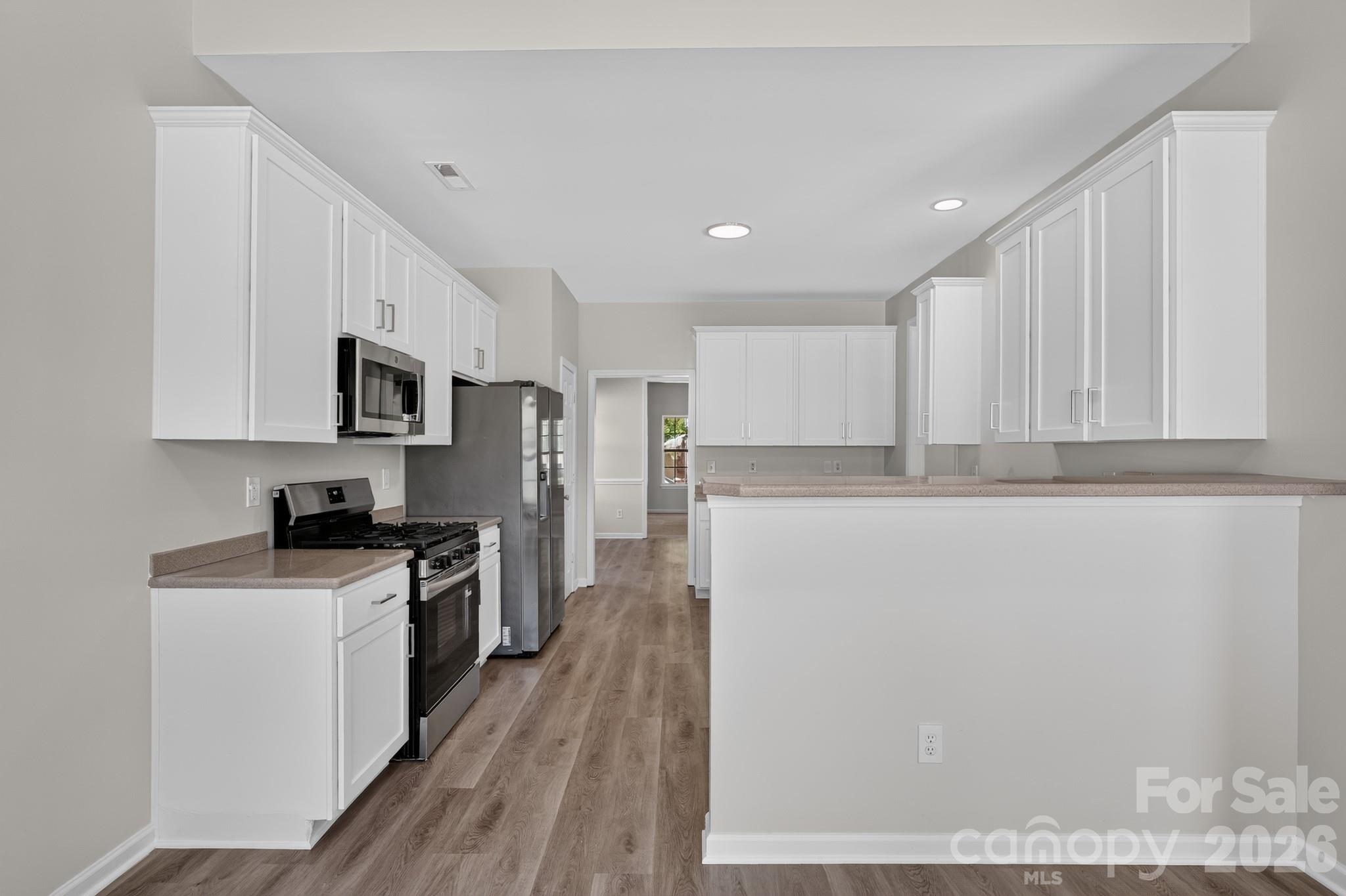 3006 Royal Troon Drive Property Photo 12