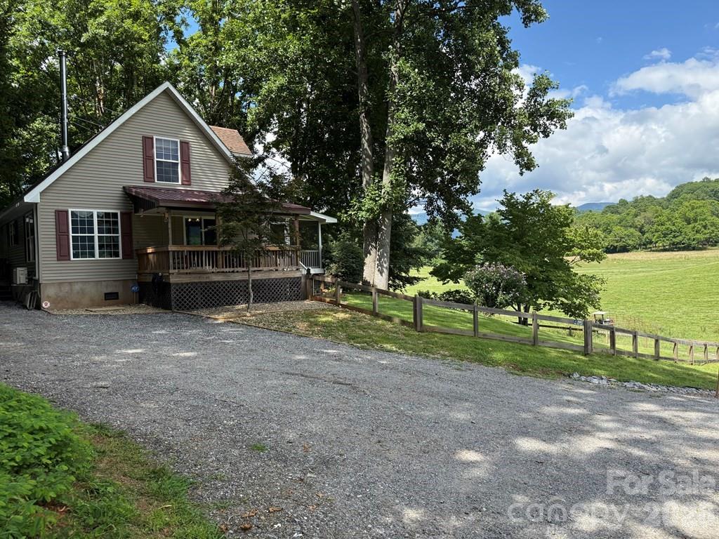 206 Bethabara Loop Property Photo 2