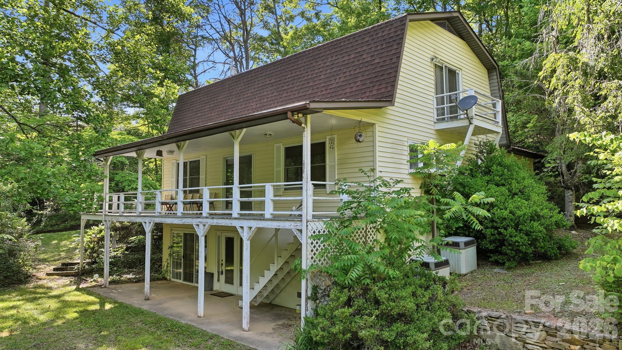 38 Pee Wee Branch Branch Property Photo 1