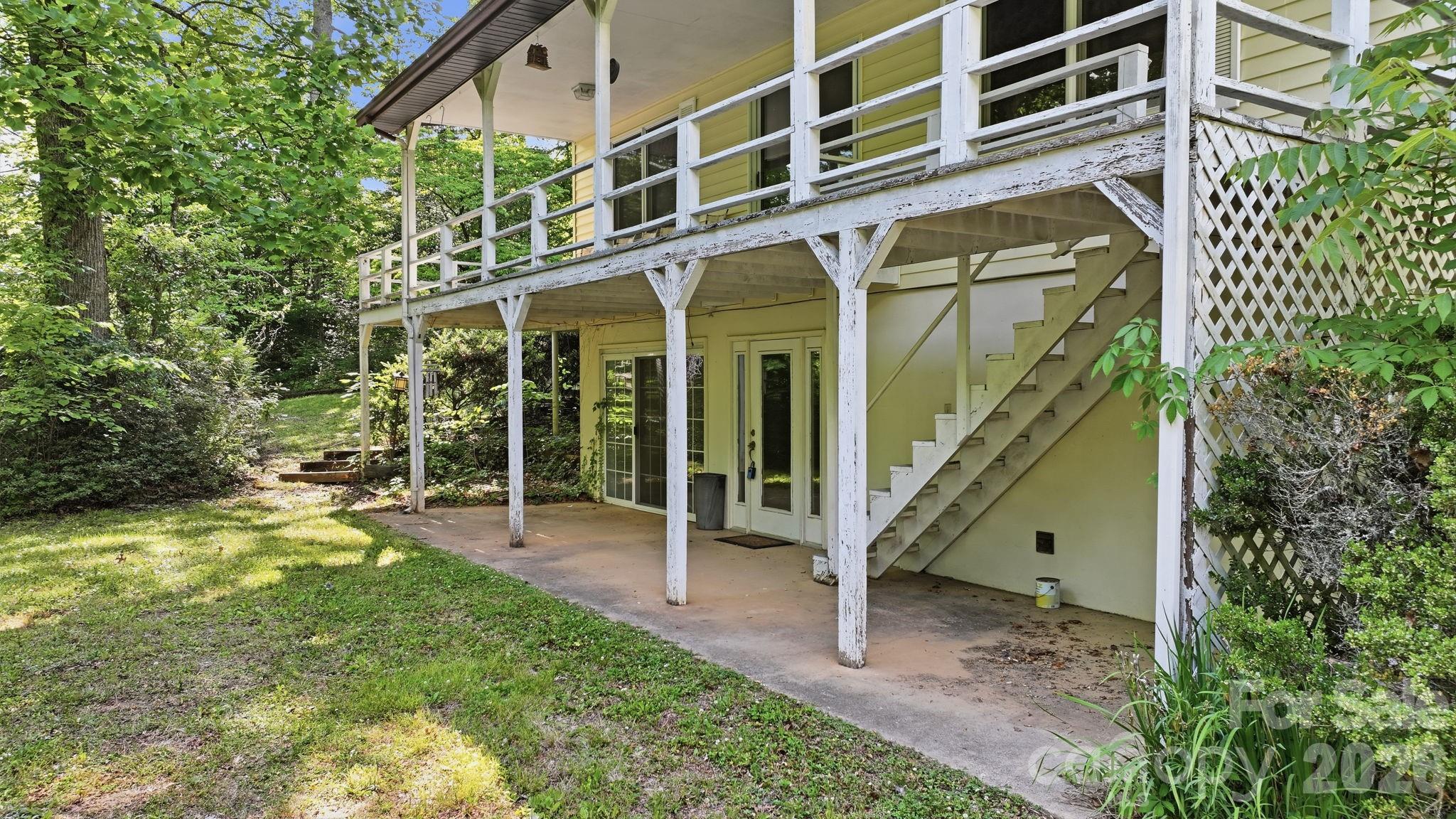38 Pee Wee Branch Branch Property Photo 2