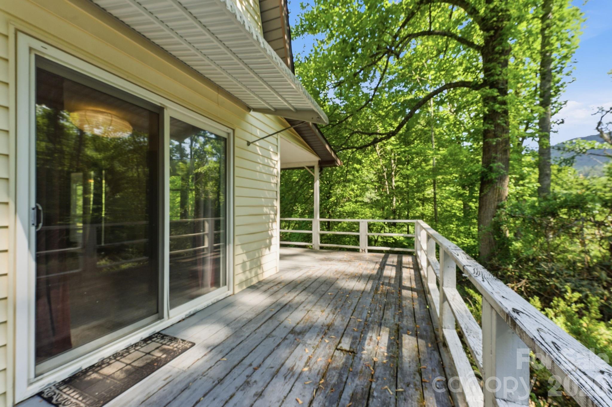 38 Pee Wee Branch Branch Property Photo 10