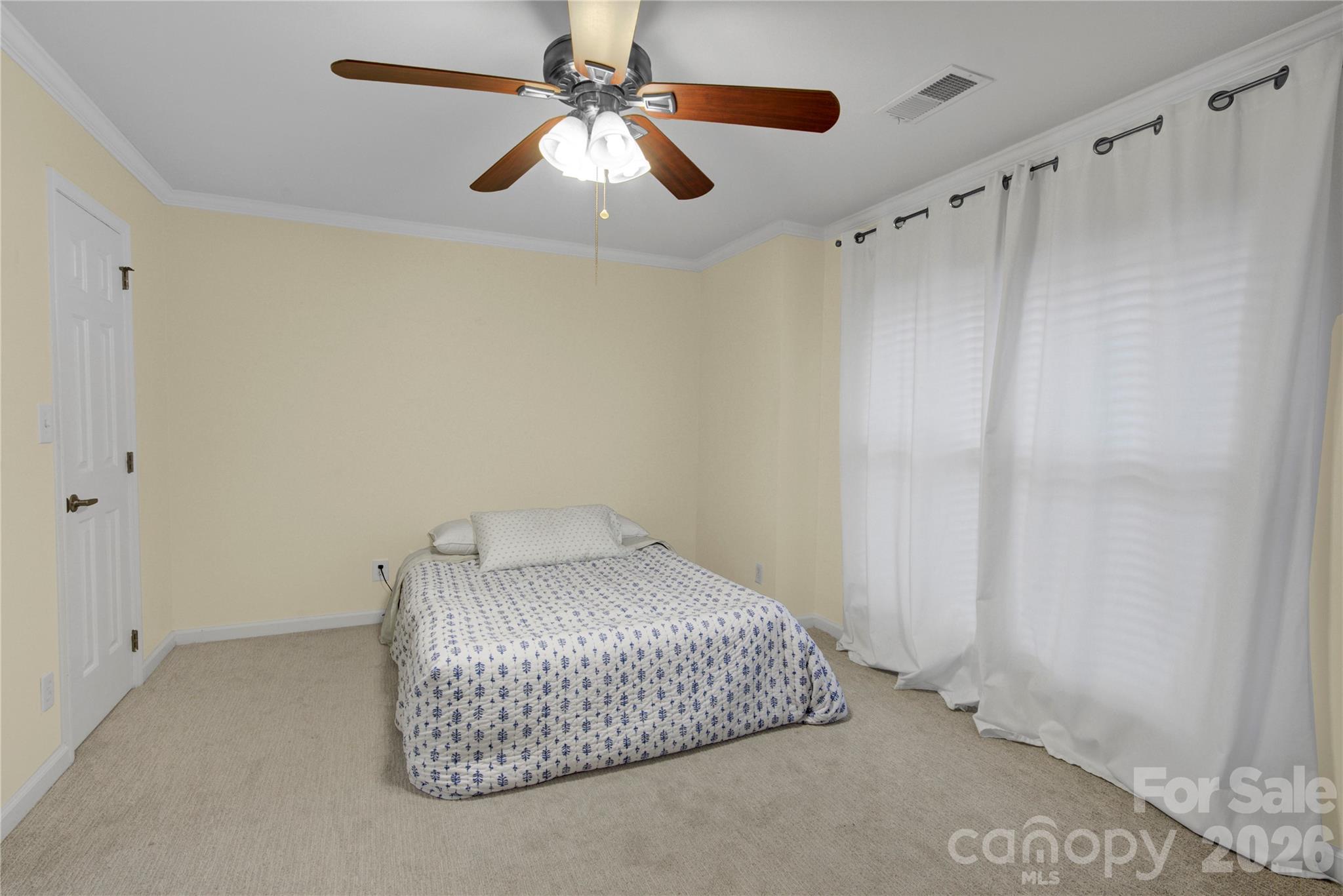 525 N Graham Street 3f Property Photo 9