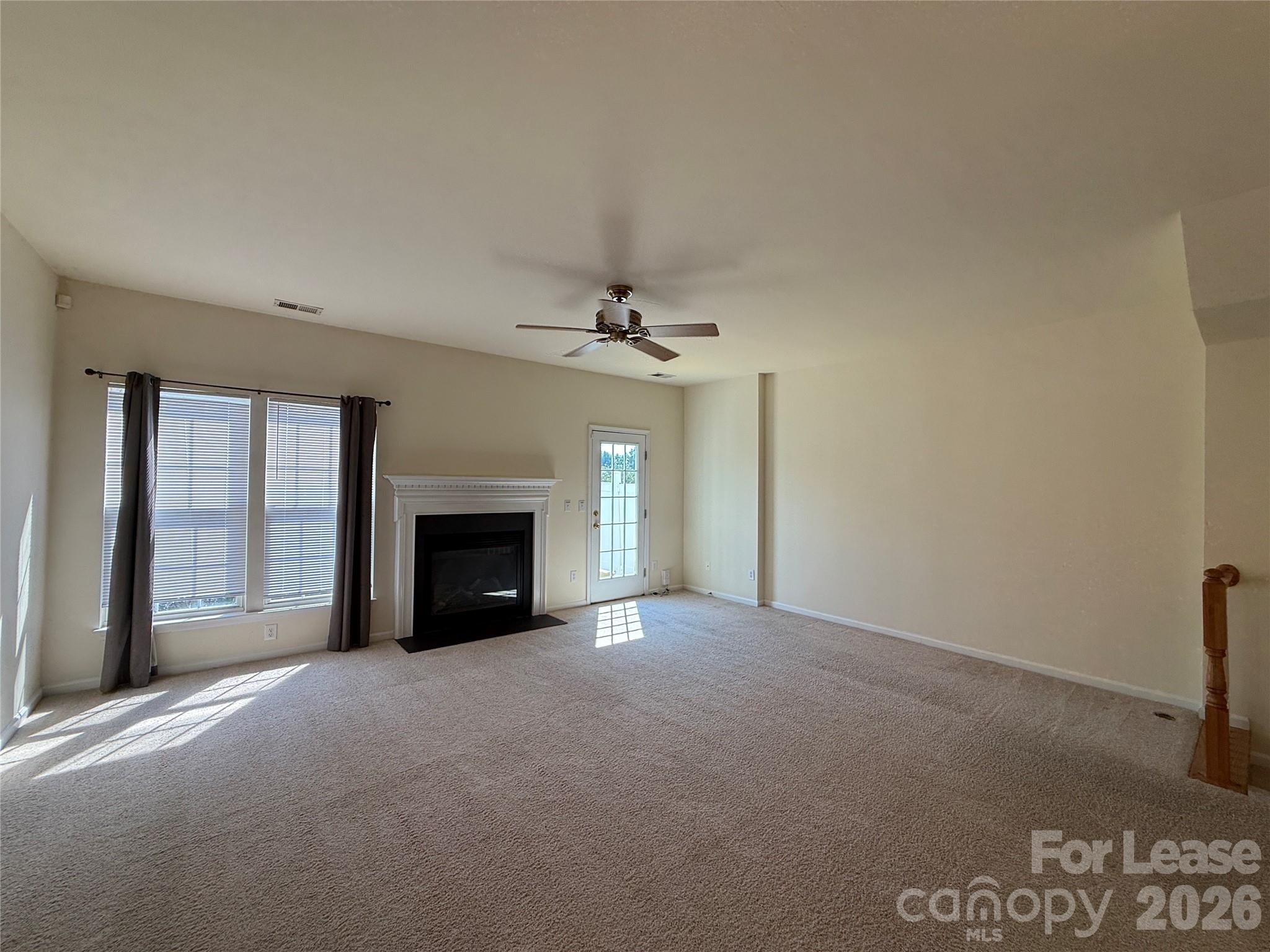 9766 Blossom Hill Drive Property Photo 10