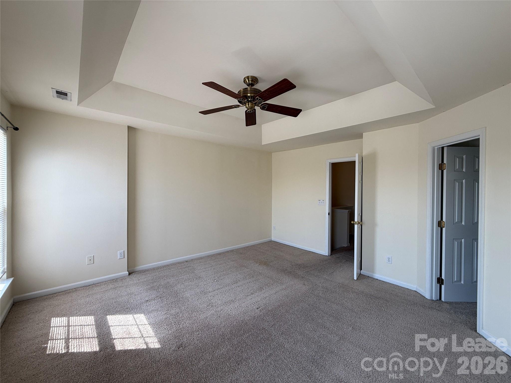 9766 Blossom Hill Drive Property Photo 18