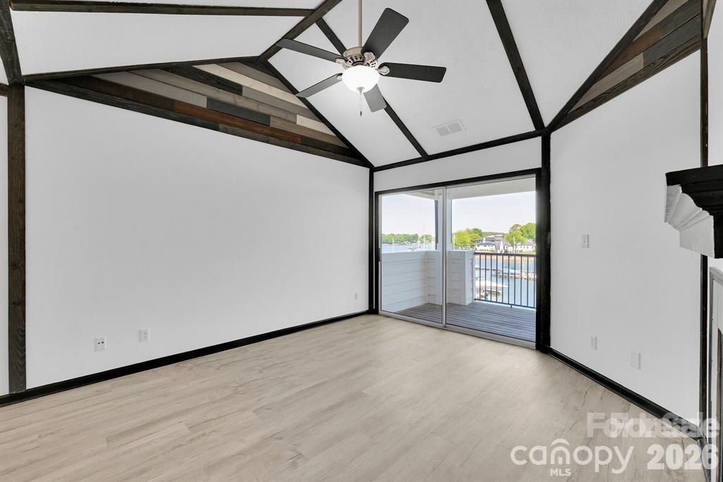 18755 Vineyard Point Lane Property Photo 21