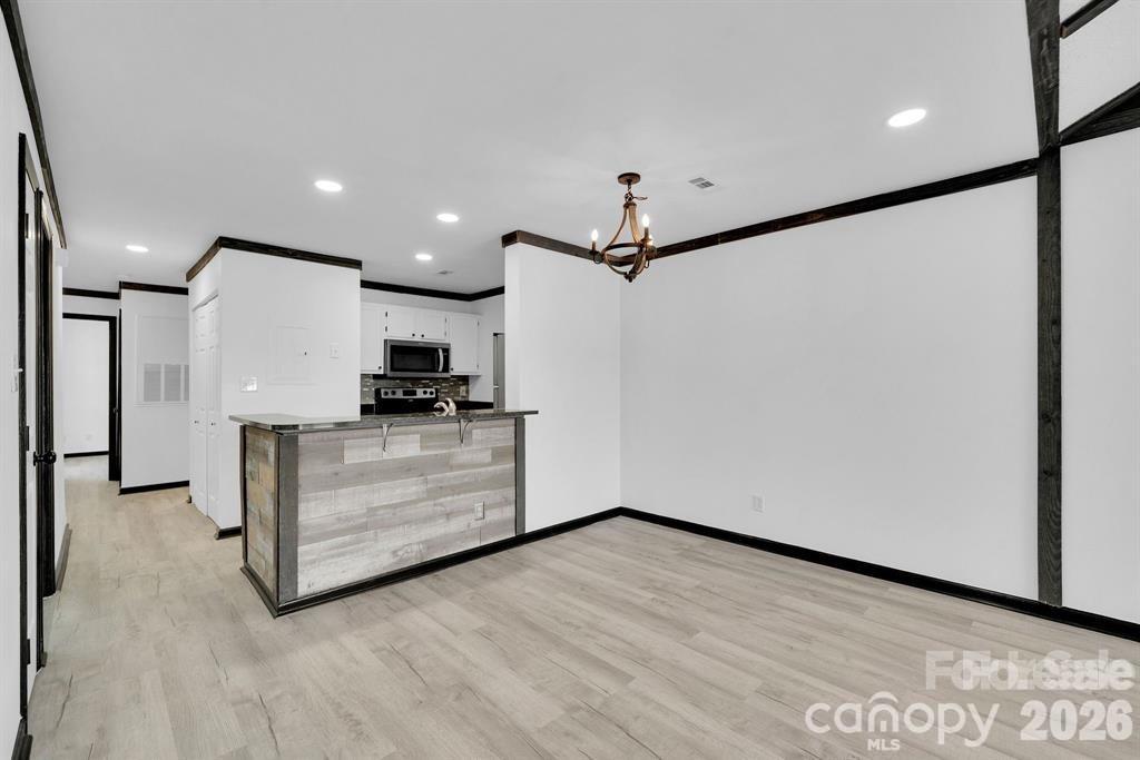 18755 Vineyard Point Lane Property Photo 23
